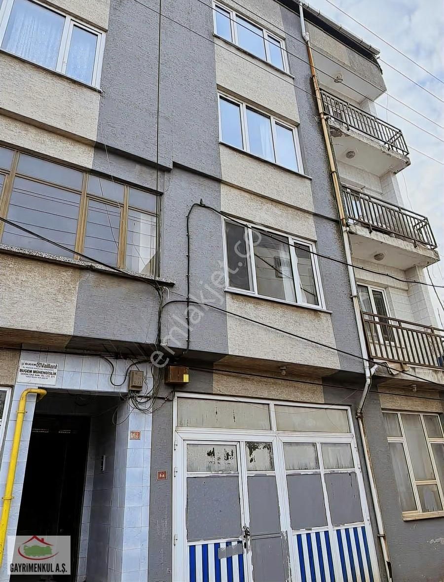 İlçe Merkezinde 7 Daire 1 Dükkan Komple Satılık Apartman