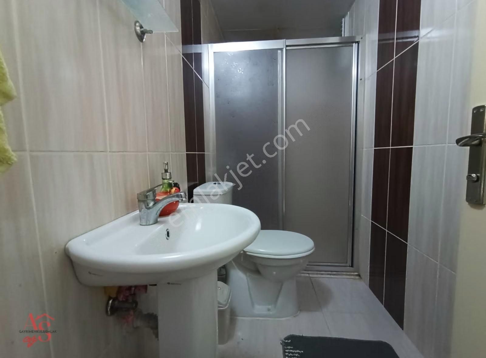 Adatepe Mahallesinde Eşyalı Geniş Mutfaklı Arakat Kiralık - Görsel 9