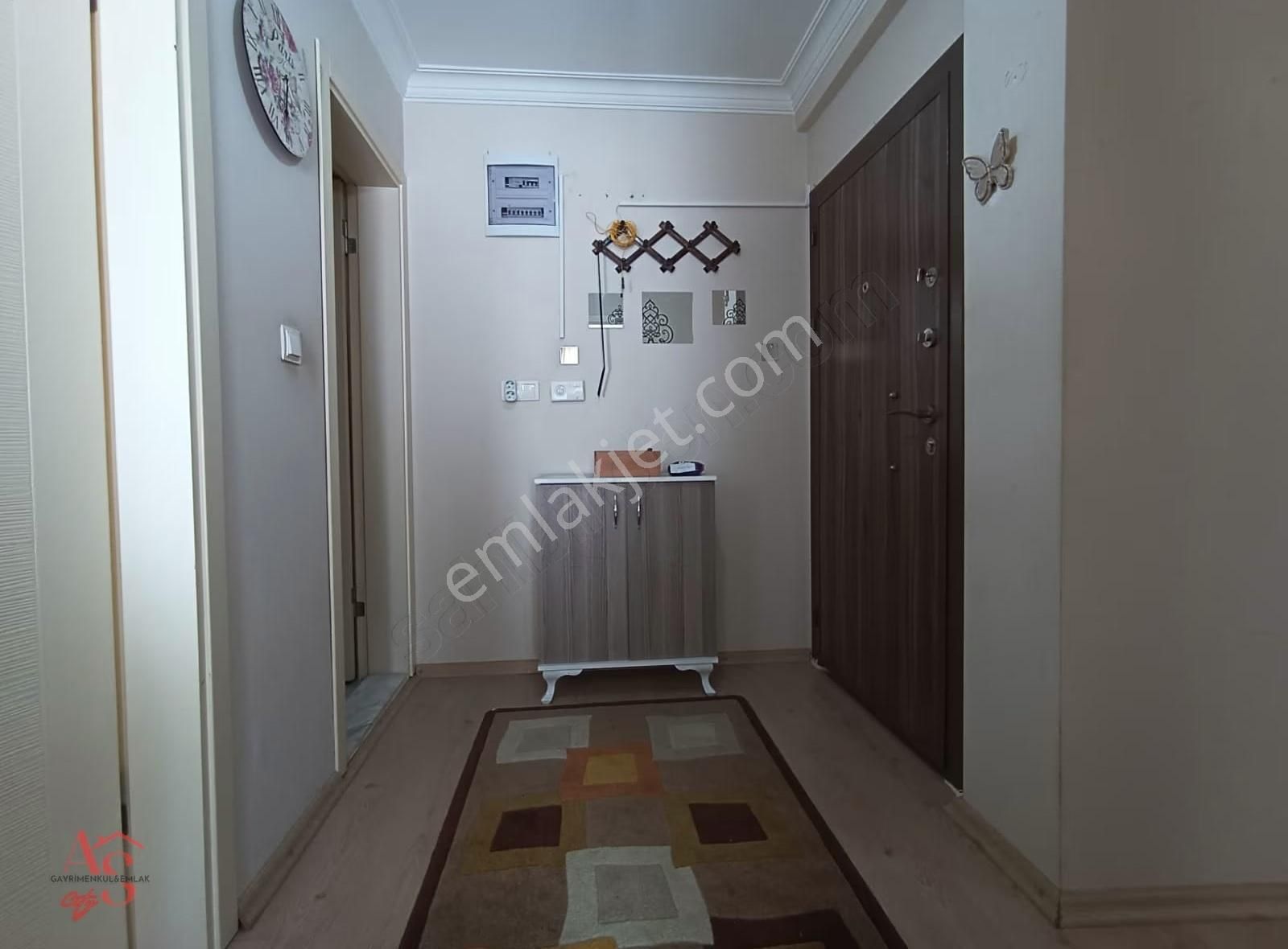 Adatepe Mahallesinde Eşyalı Geniş Mutfaklı Arakat Kiralık - Görsel 4