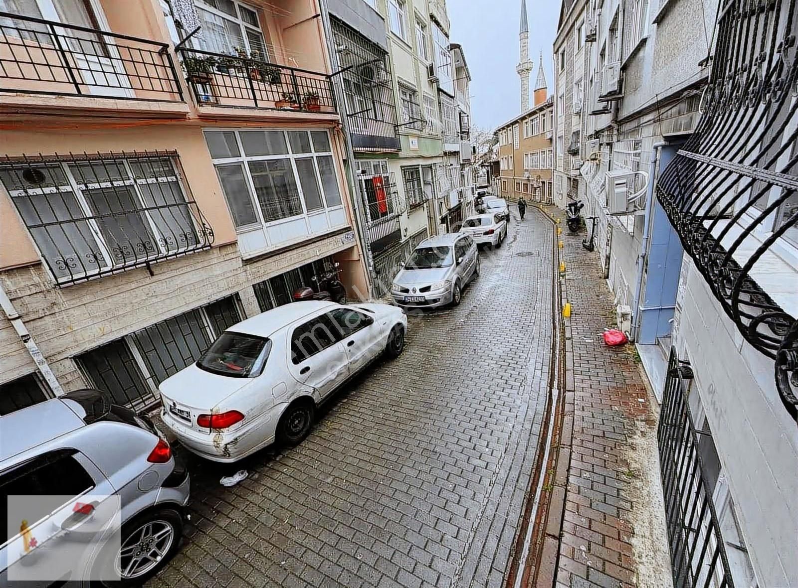 Gökbaş Emlaktan Hırkai Şerif Mah.yatırımlık 1+1yüksek Giriş Katı - Görsel 9