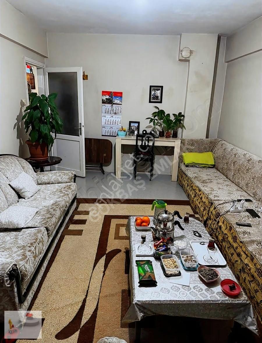 Gökbaş Emlaktan Karagümrük Mah.satılık 2+1 Kiracılı 1.kat Daire