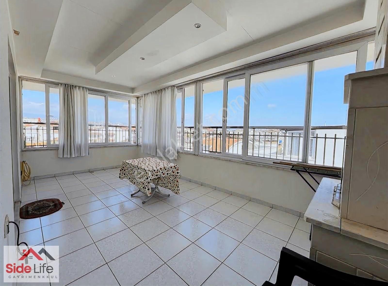 Geniş Teraslı Aydınlık 2+1 Amerikan Mutfak Kiralık Daire