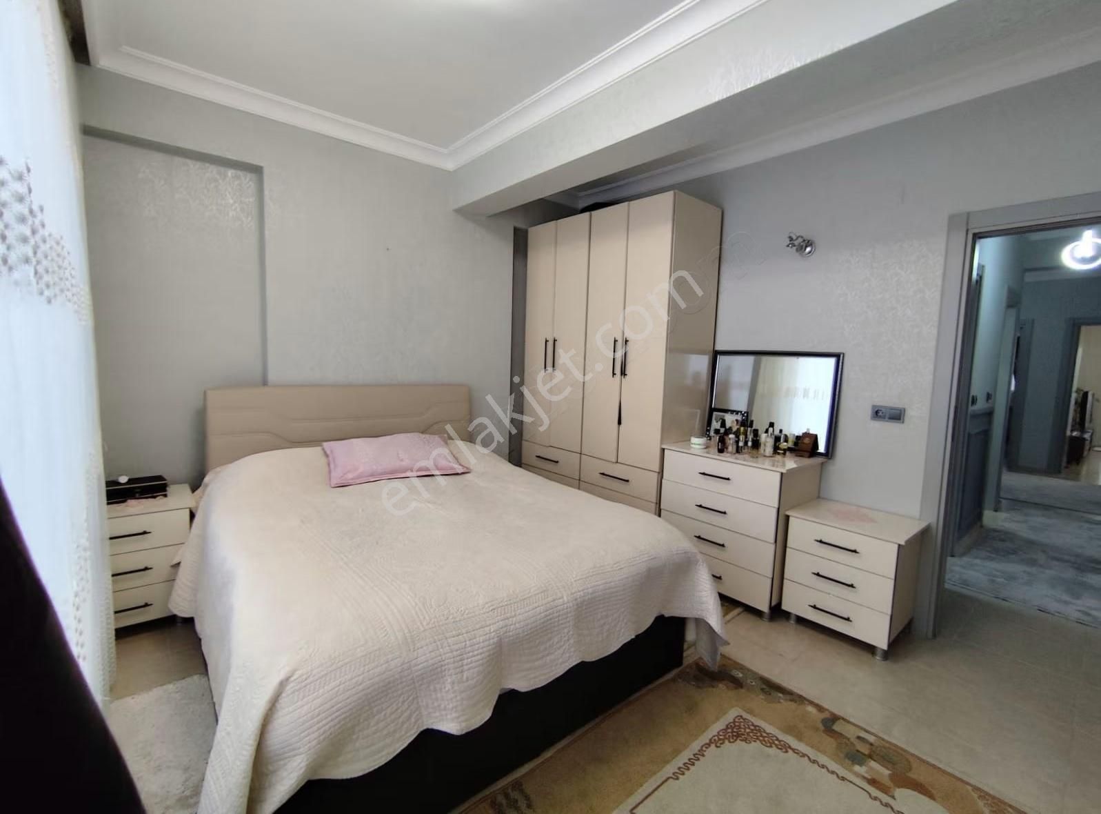 Karaköprü Fuar Alanı Yakınında 3+1 170m2 Ara Kat Daire - Görsel 2