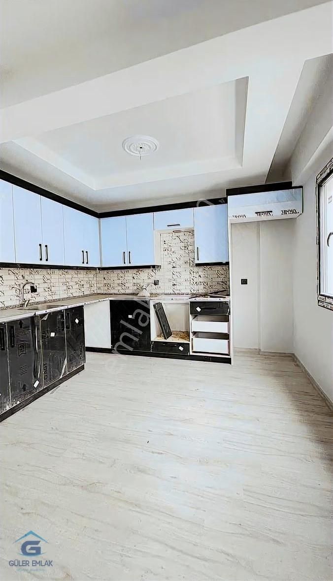Yeni Mahallede Geniş 2+1 Asansörlü Otoparklı Ara Kat Daire - Görsel 13