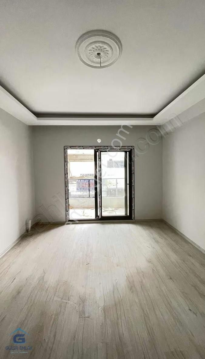 Yeni Mahallede Geniş 2+1 Asansörlü Otoparklı Ara Kat Daire - Görsel 2