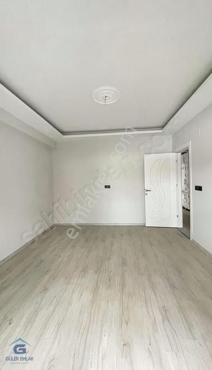 Yeni Mahallede Geniş 2+1 Asansörlü Otoparklı Ara Kat Daire - Görsel 14