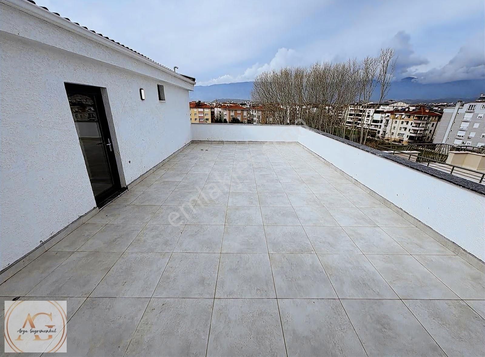Denize Yakın, Merkezi Konumda Satılık 4+1 Dubleks Daire - Görsel 25