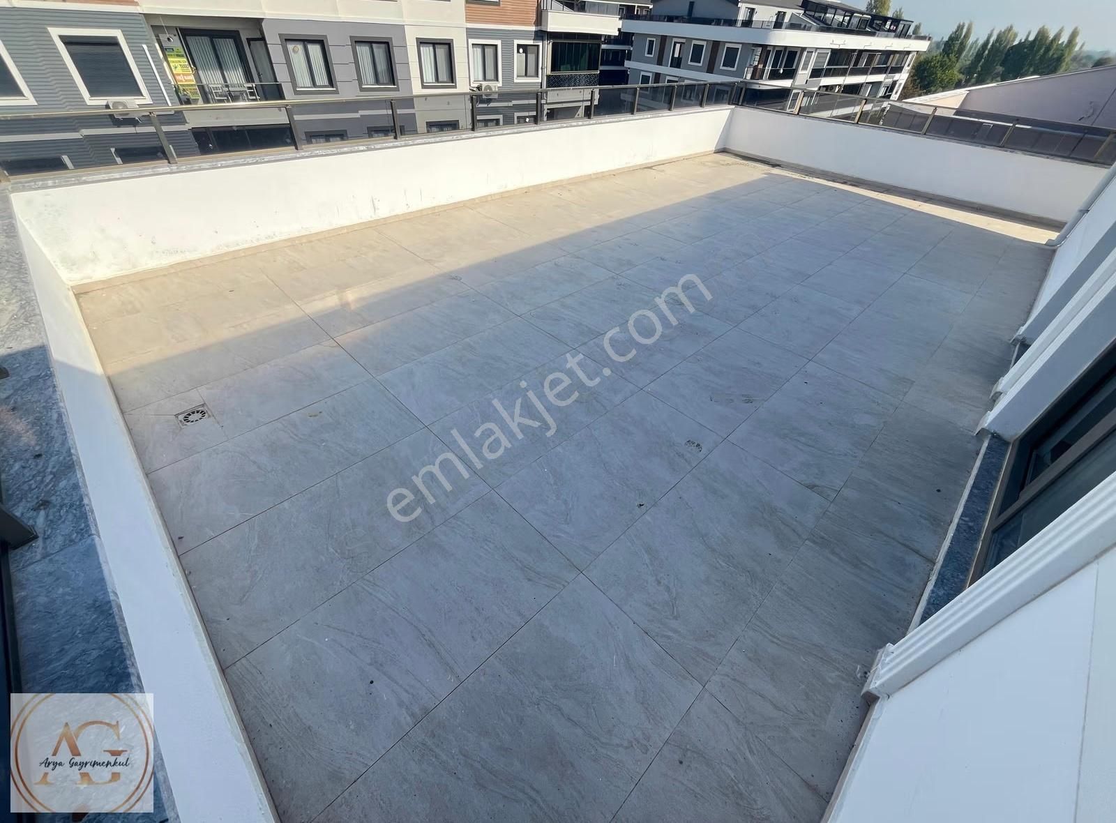 Altınkum Merkezde Şık Tasarımlı 4+1 Dubleks Daire (denize Yakın) - Görsel 32