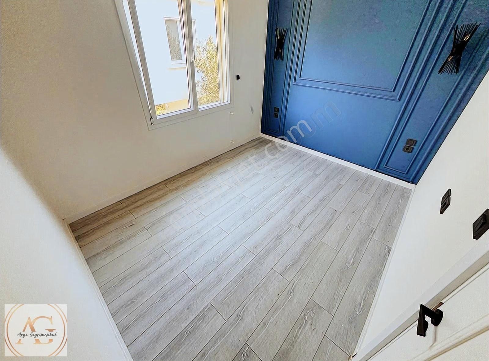 Arya'dan Kazdağları'nın Büyüleyici Manzarasına Nazır 5+1 Villa - Görsel 14