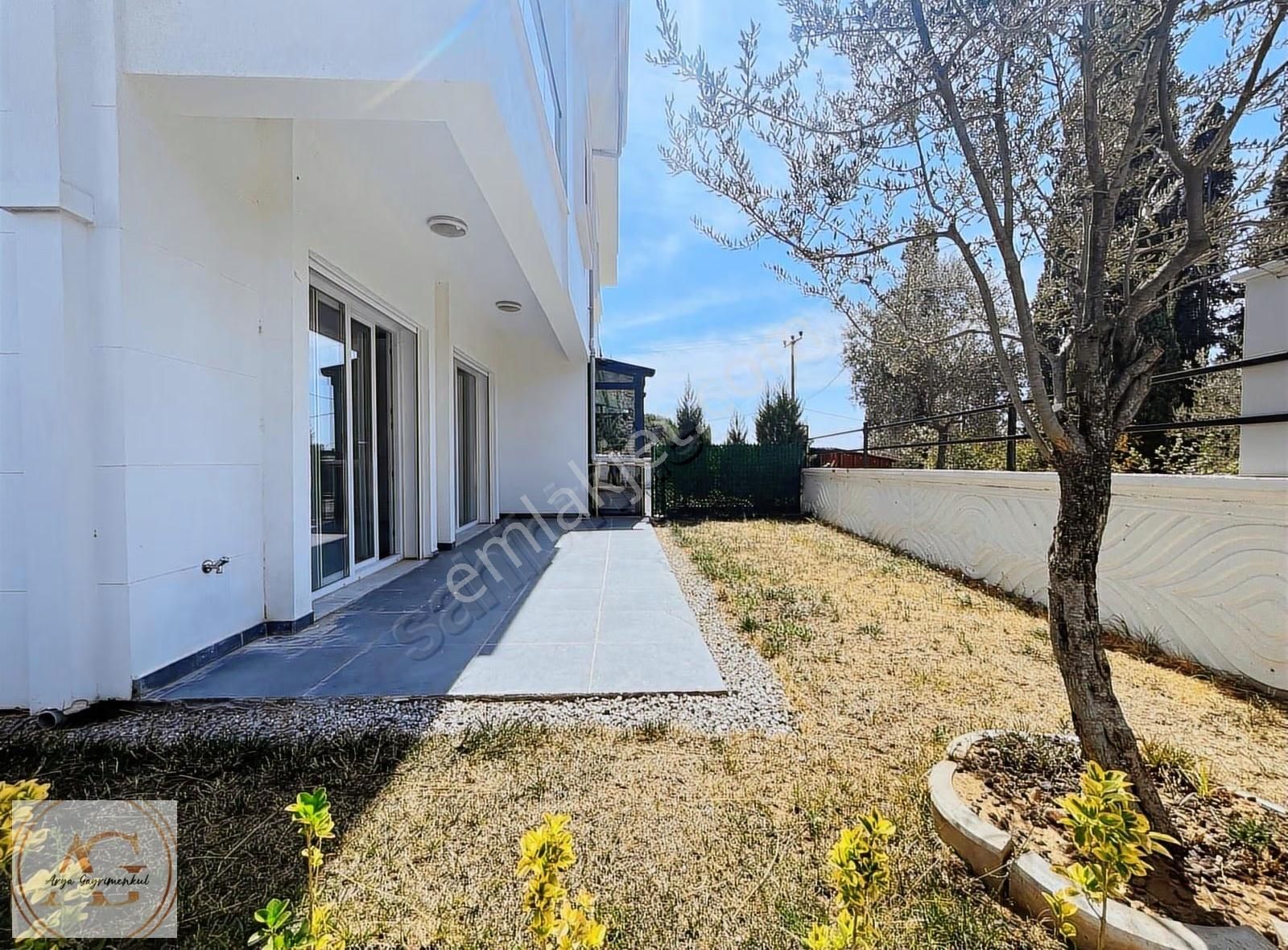 Arya'dan Kazdağları'nın Büyüleyici Manzarasına Nazır 5+1 Villa - Görsel 5