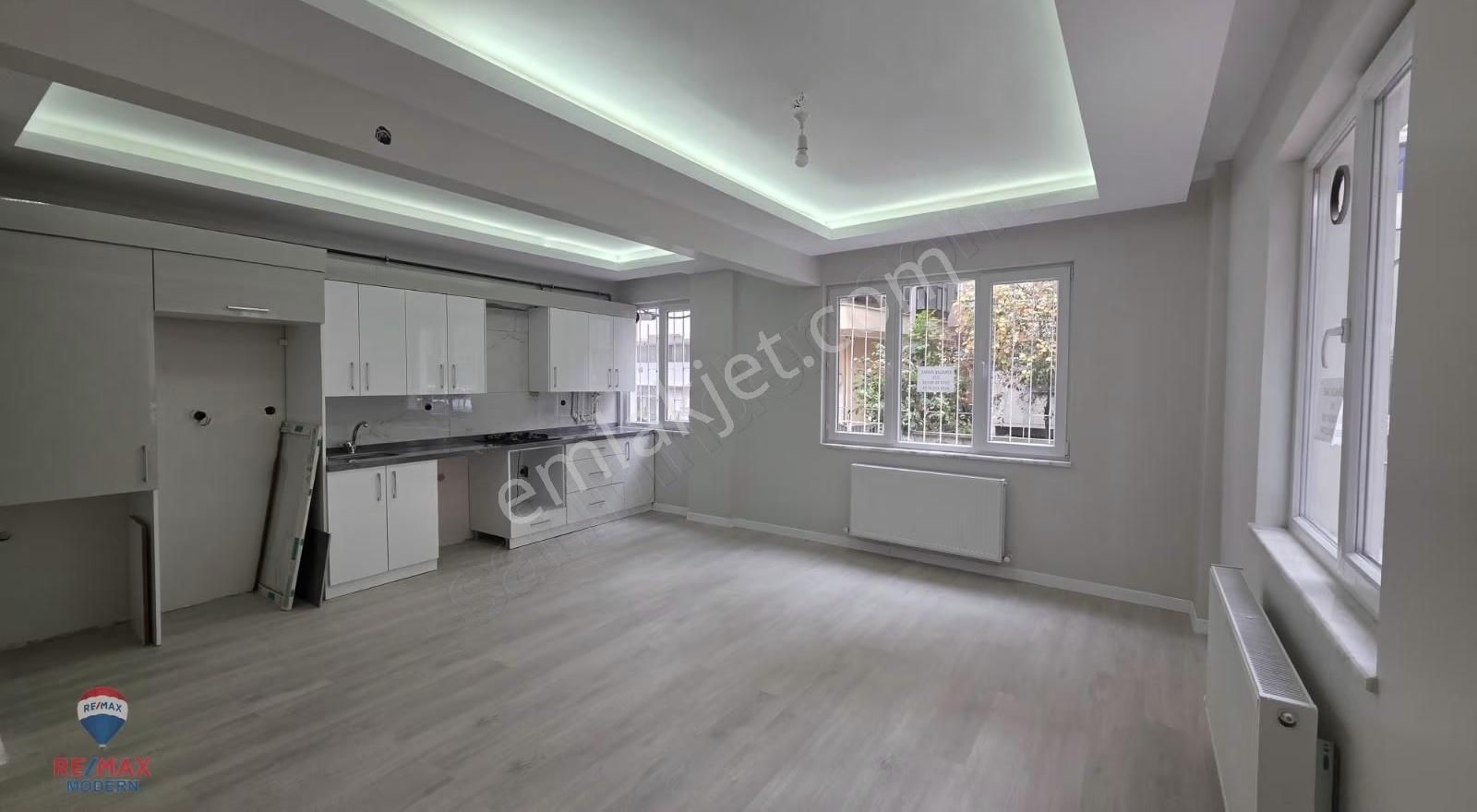 İlkadım Merkezi Konumda Yenilenmiş 2+1 Satılık Daire - Görsel 3