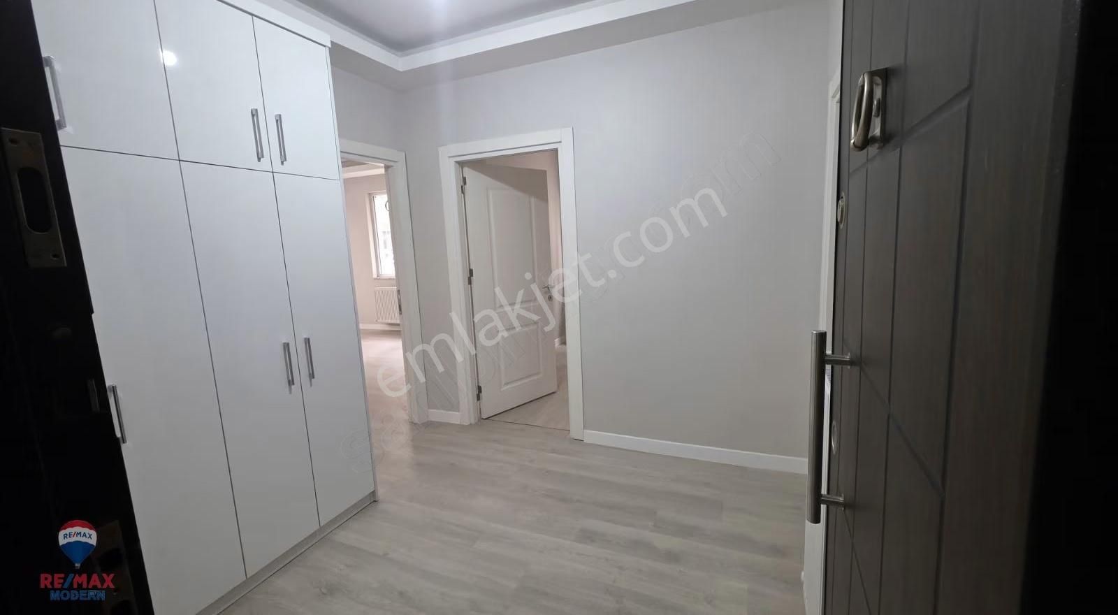 İlkadım Merkezi Konumda Yenilenmiş 2+1 Satılık Daire - Görsel 10