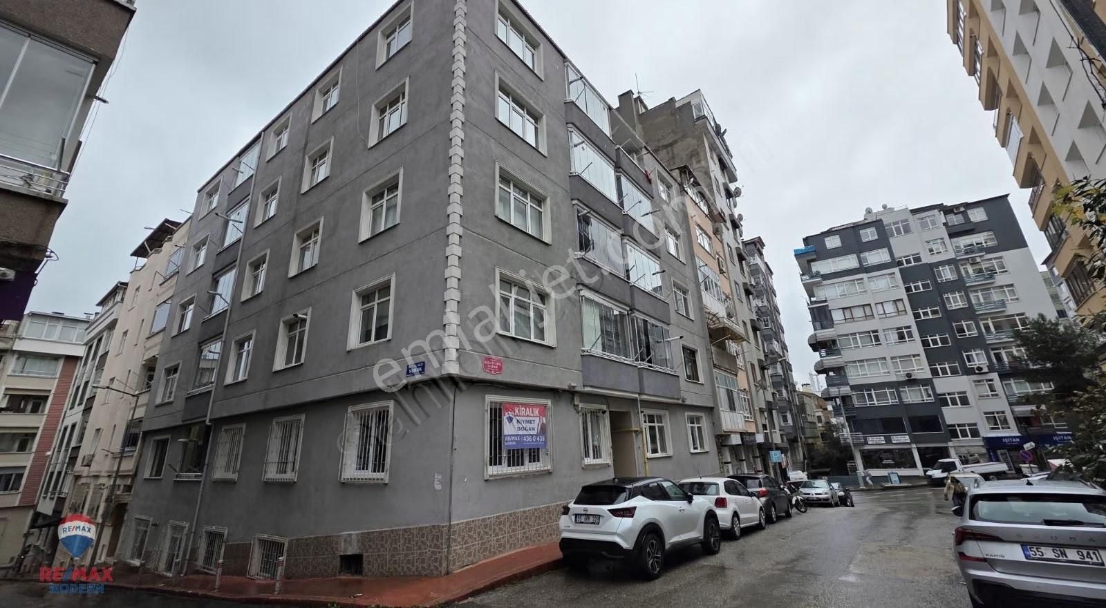 İlkadım Merkezi Konumda Yenilenmiş 2+1 Satılık Daire