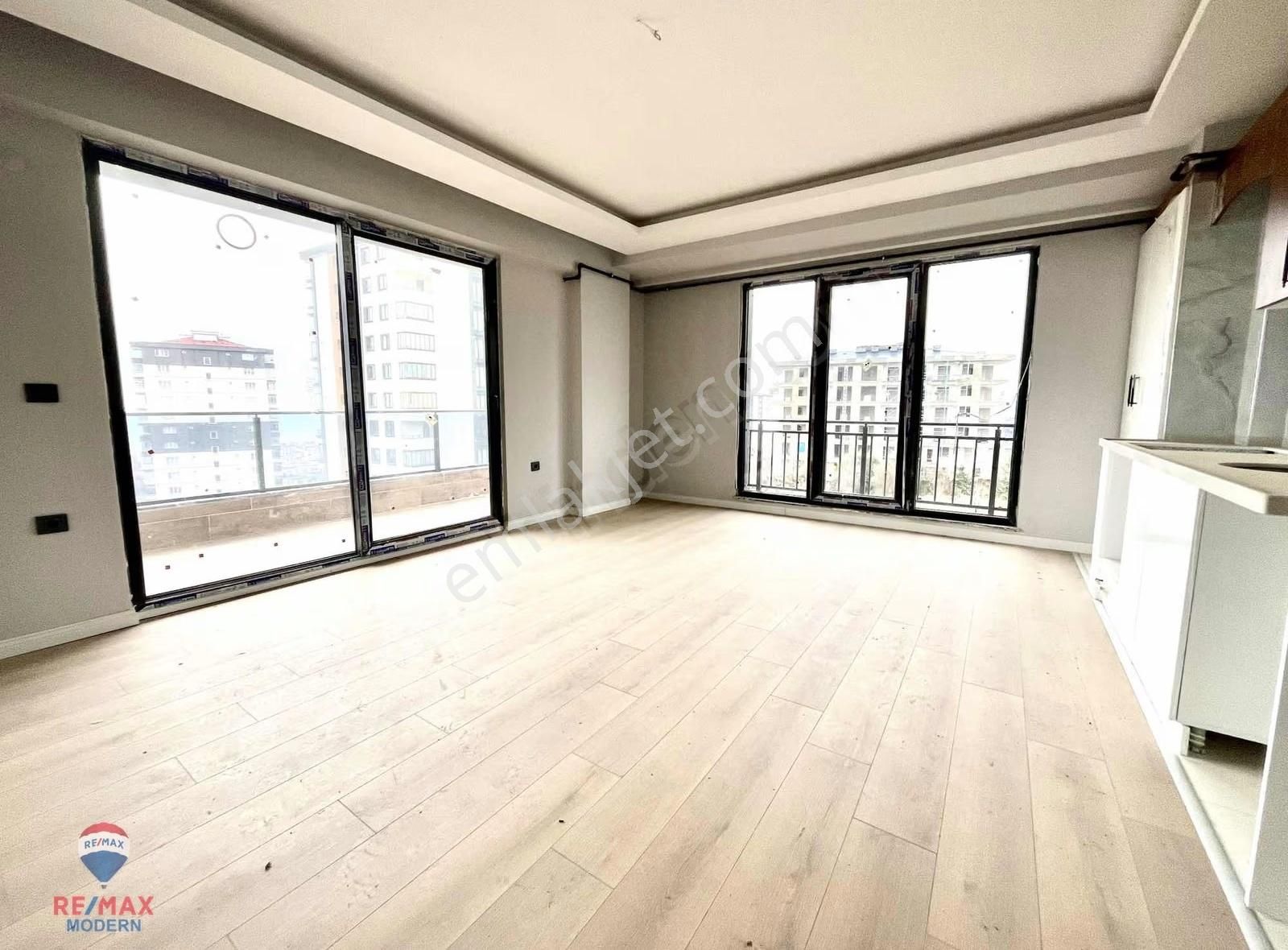 Tansu İnan'dan Büyükoyumca'da Deniz Manz Ve Yerden Isıtmalı 1+1 - Görsel 19