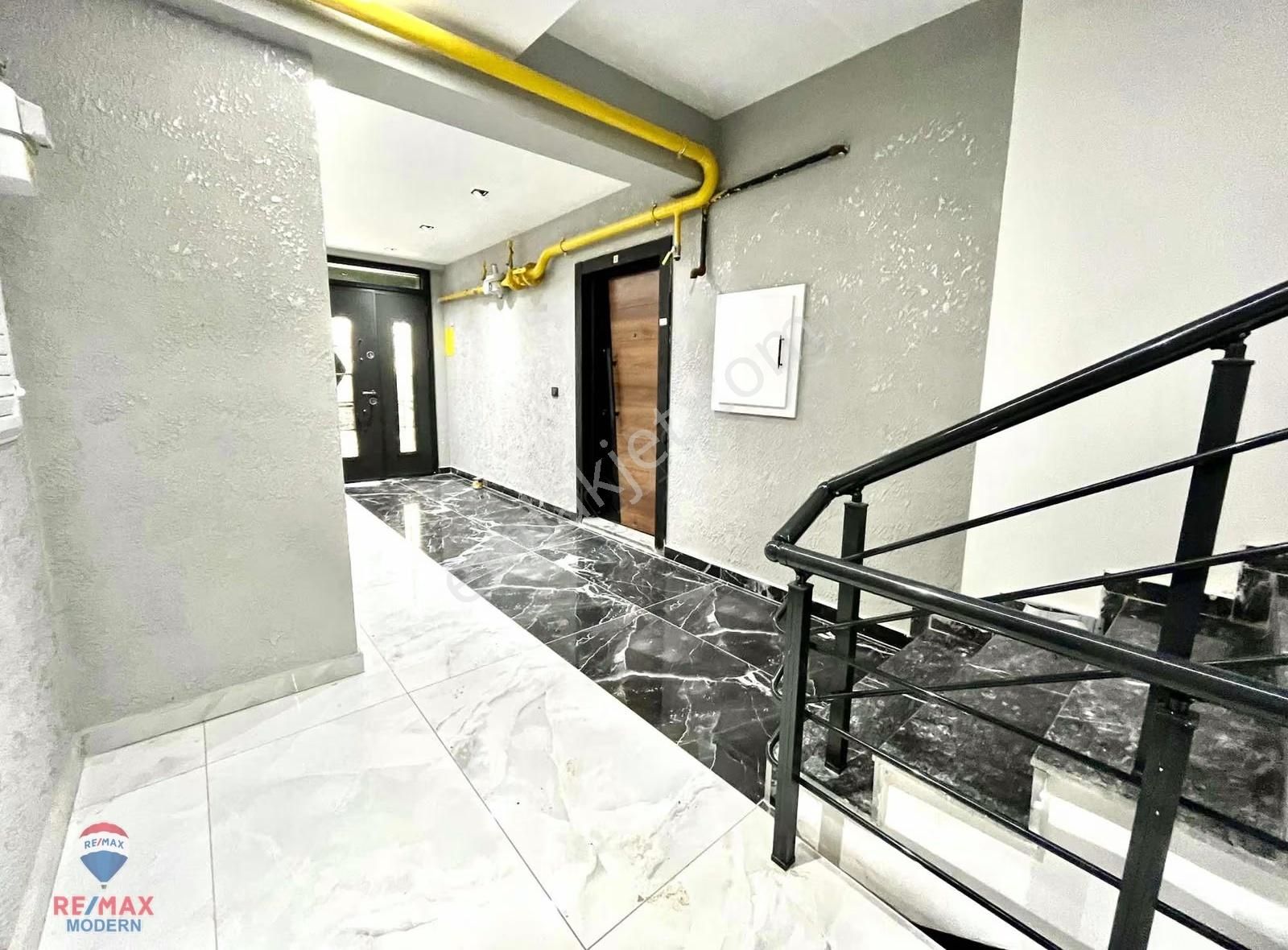 Tansu İnan'dan Büyükoyumca'da Deniz Manz Ve Yerden Isıtmalı 1+1 - Görsel 13