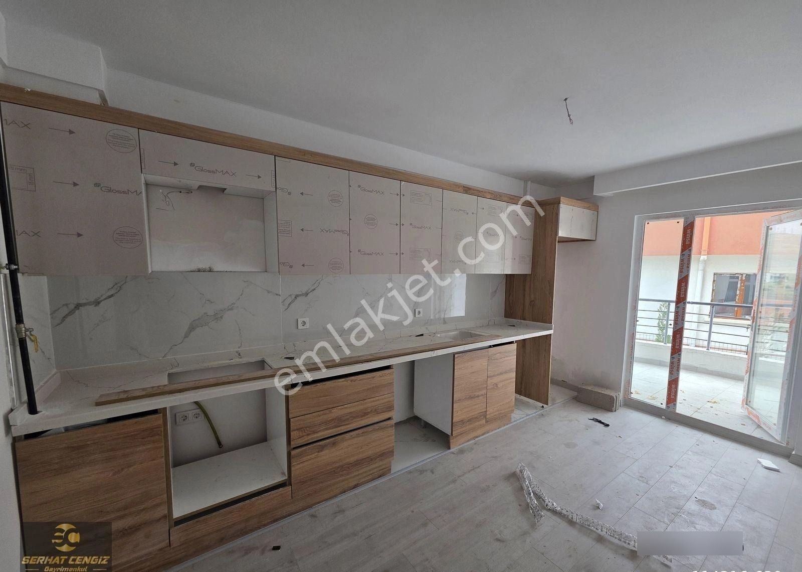 Yakacık'ta Tapu Masrafsız Yerden Isıtmalı Sıfır 3+1 Daire - Görsel 13