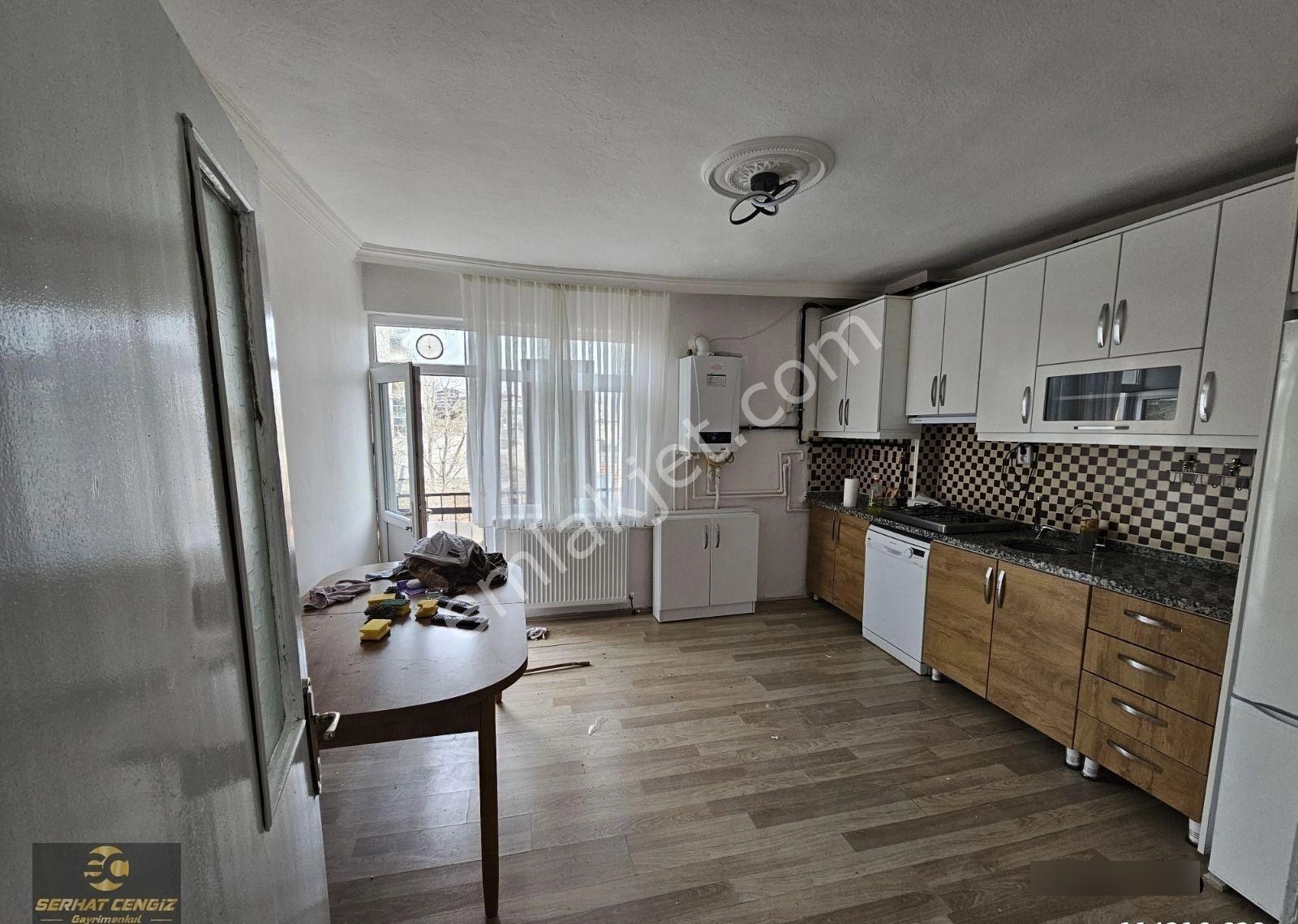 Serhat Cengiz Den Yakacık'ta Yapılı Satılık Daire - Görsel 22