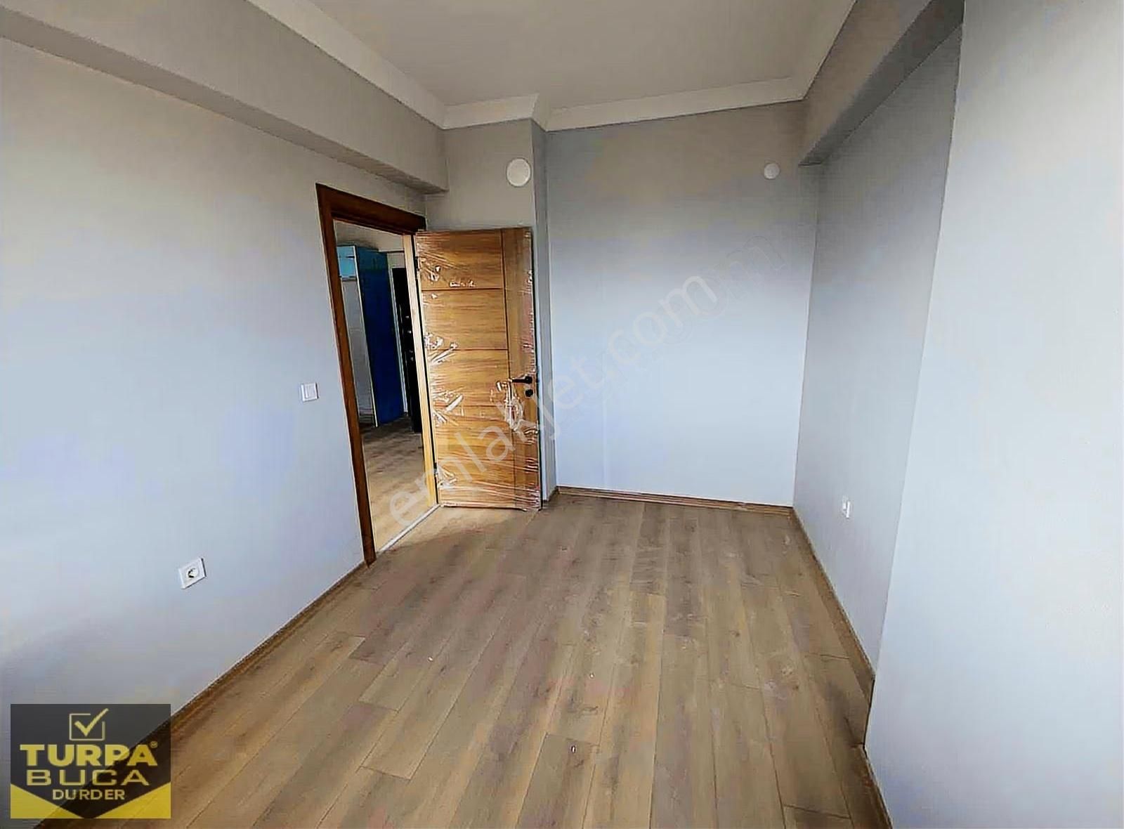 Turpa'dan Havuzlu Güvenlikli Site Dasif'te Güney Cephe Manzaralı - Görsel 13