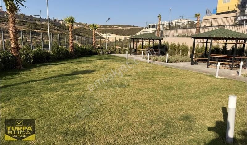 Turpa'dan Havuzlu Güvenlikli Site Dasif'te Güney Cephe Manzaralı - Görsel 3