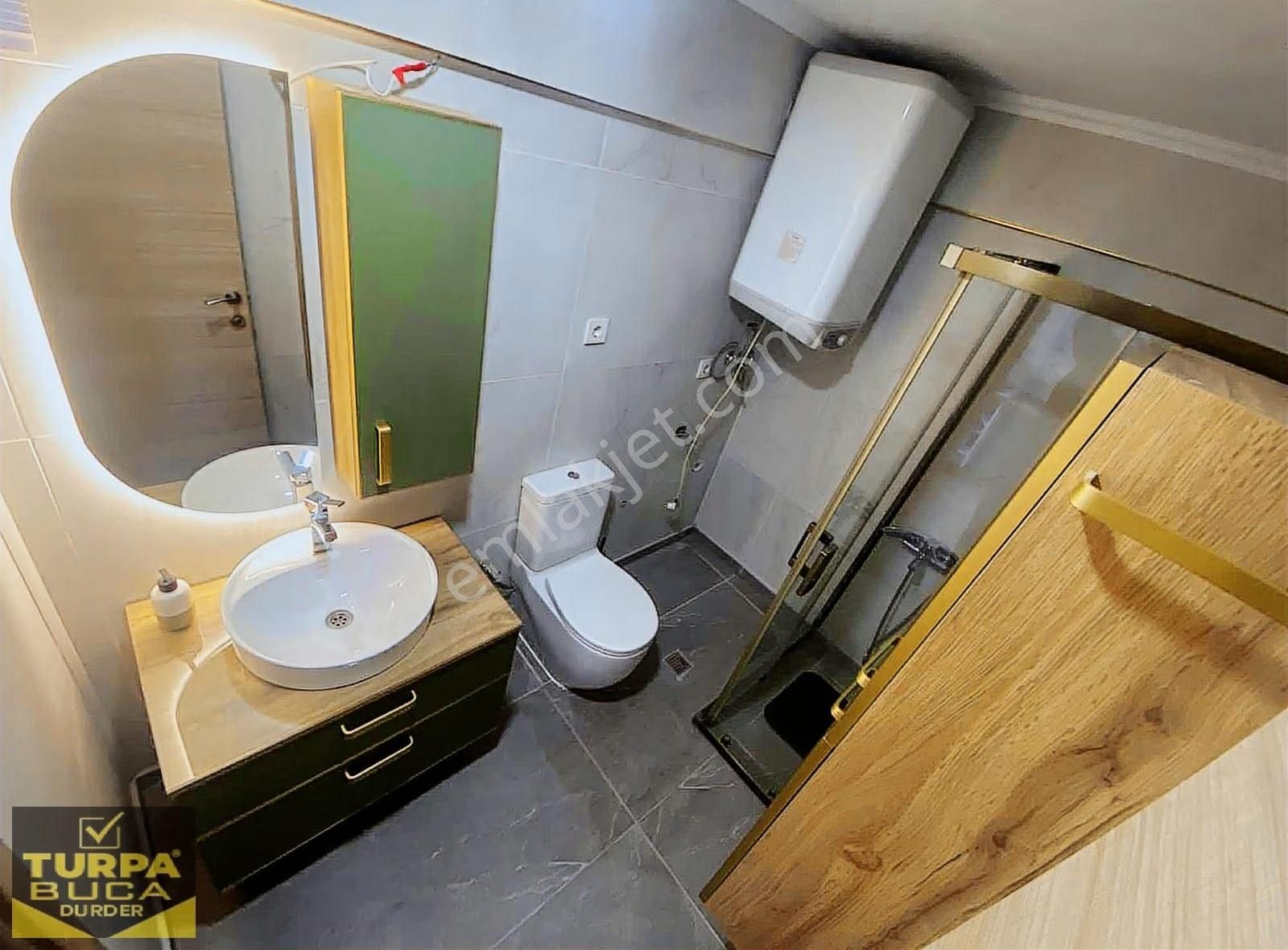 70m2 1+1 Lüks Tasarım Komple Tadilatlı Daire Üçyolmetro Yakını