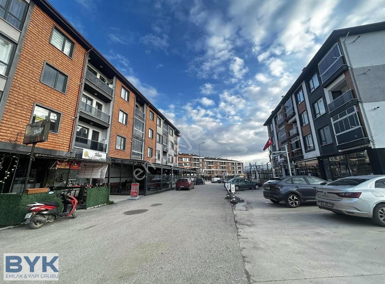 Byk' Dan! Cadde Üzeri! Yüksek Kira Getirisi! İskanlı! Eşyalı! - Görsel 9