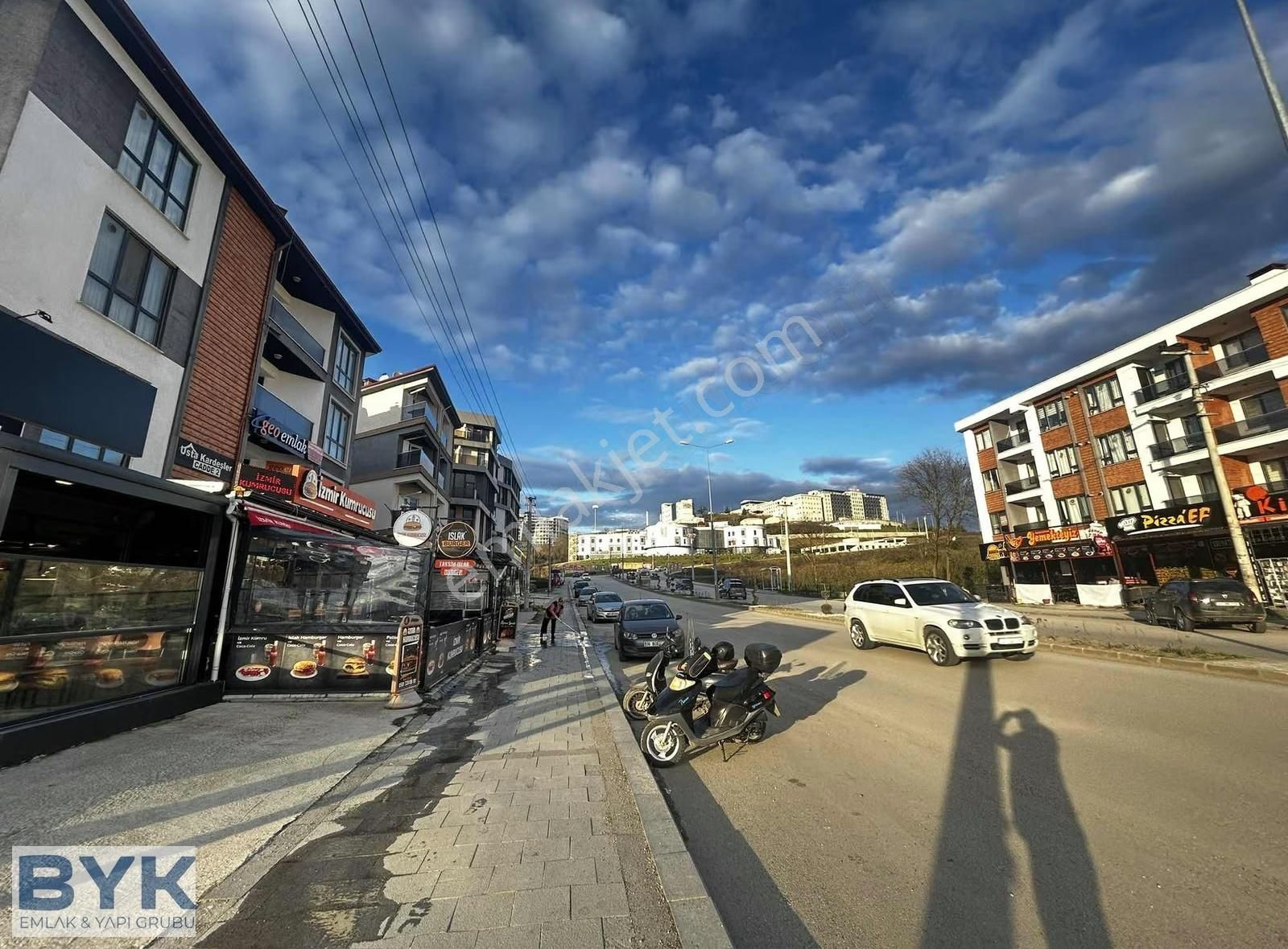 Byk' Dan! Cadde Üzeri! Yüksek Kira Getirisi! İskanlı! Eşyalı! - Görsel 2