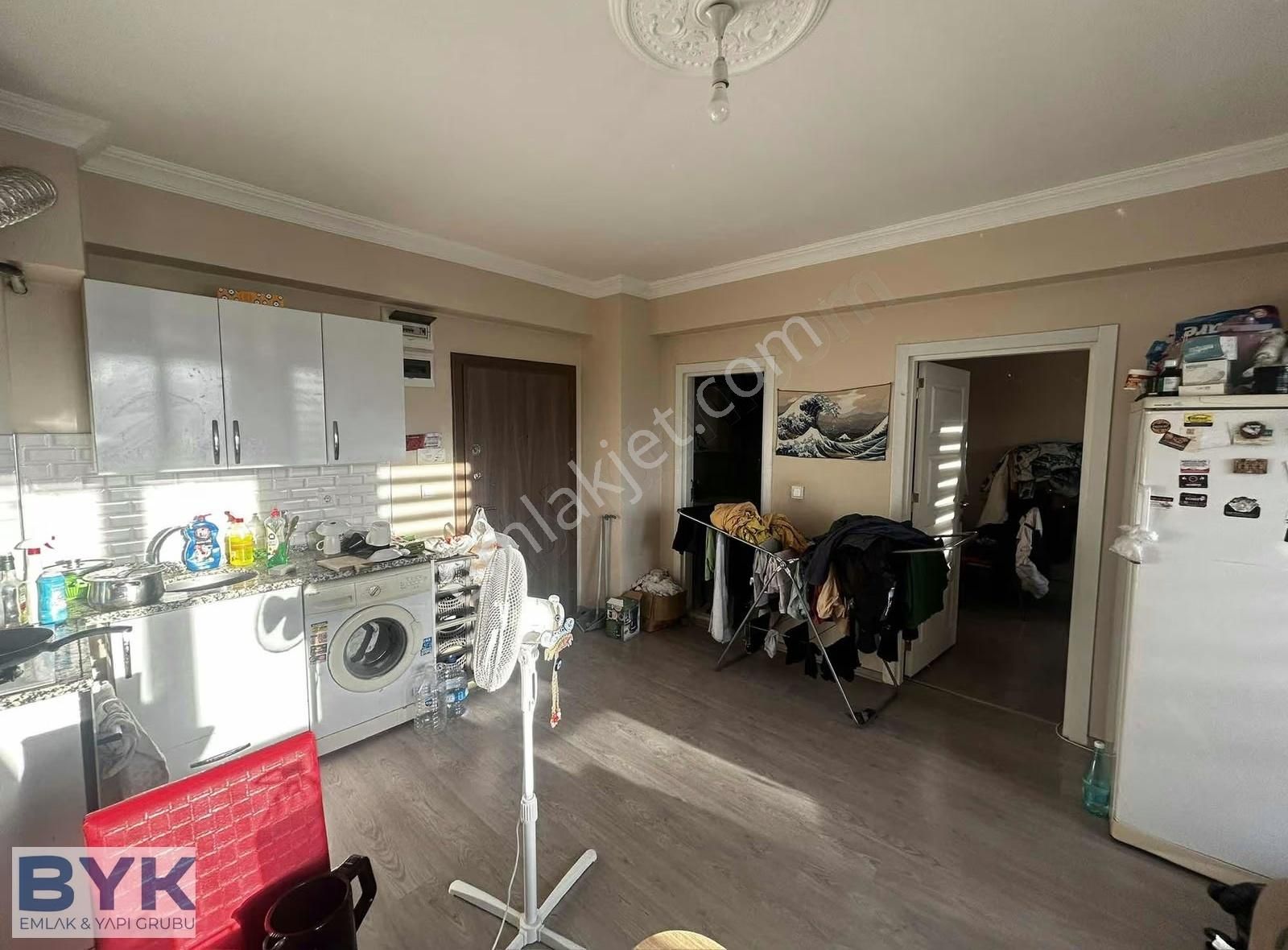 Byk' Dan! Cadde Üzeri! Yüksek Kira Getirisi! İskanlı! Eşyalı! - Görsel 3