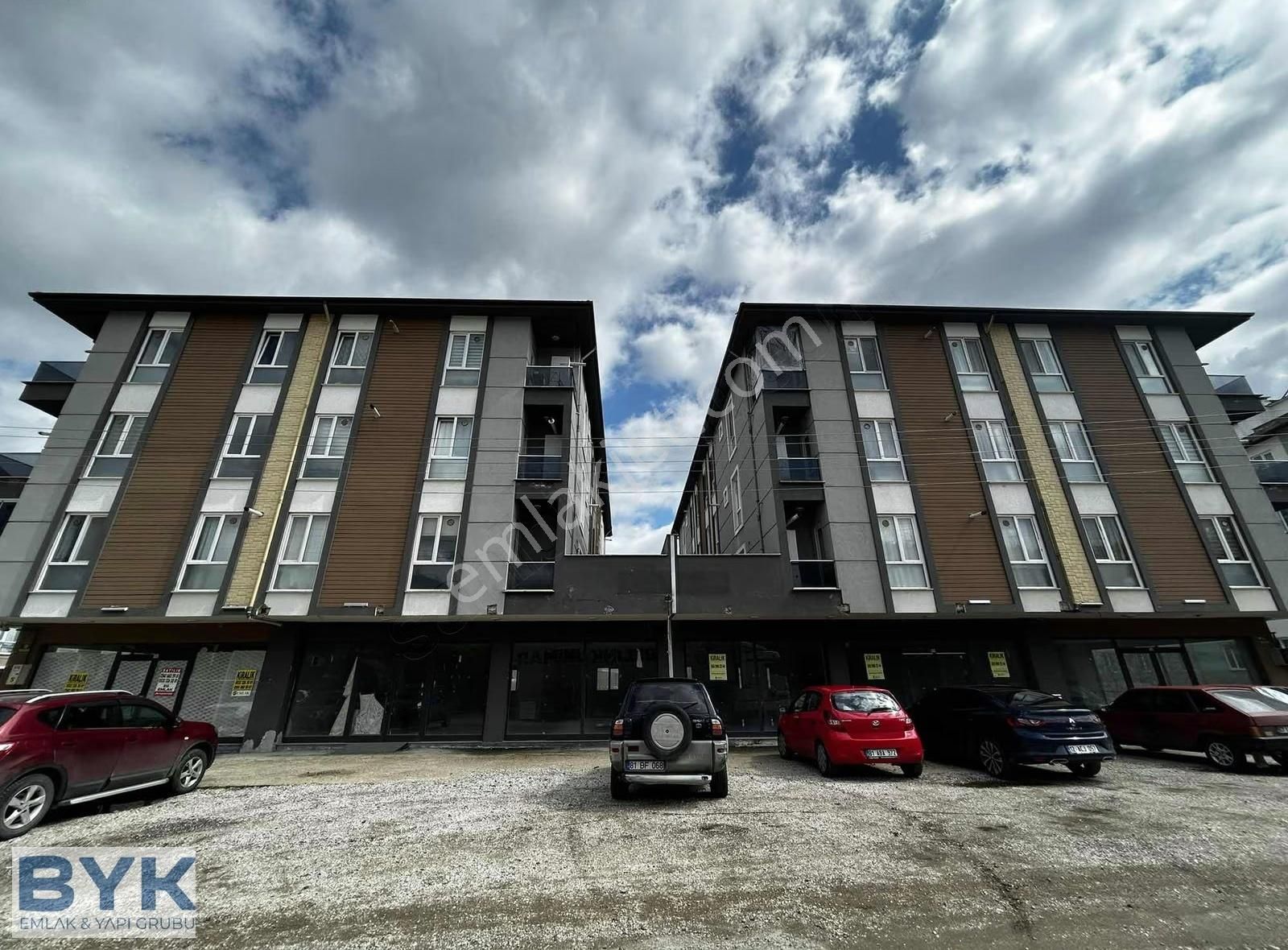 Byk' Dan! İskanlı 2+0! Eşyalı! Geniş M2! Yüksek Kira Getirisi!