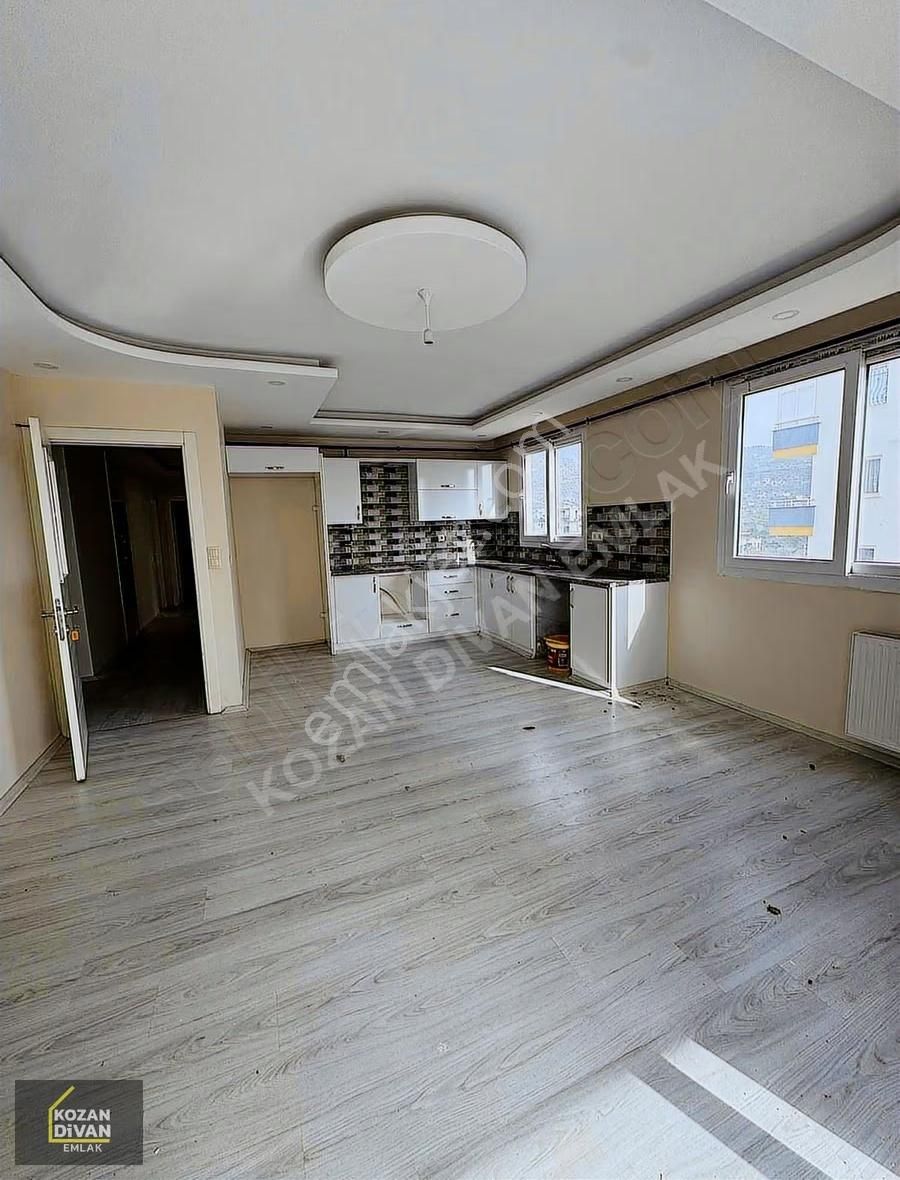 Kozan Divan Emlak'tan Arslanpaşa'da Kiralık 4+1 - Görsel 3