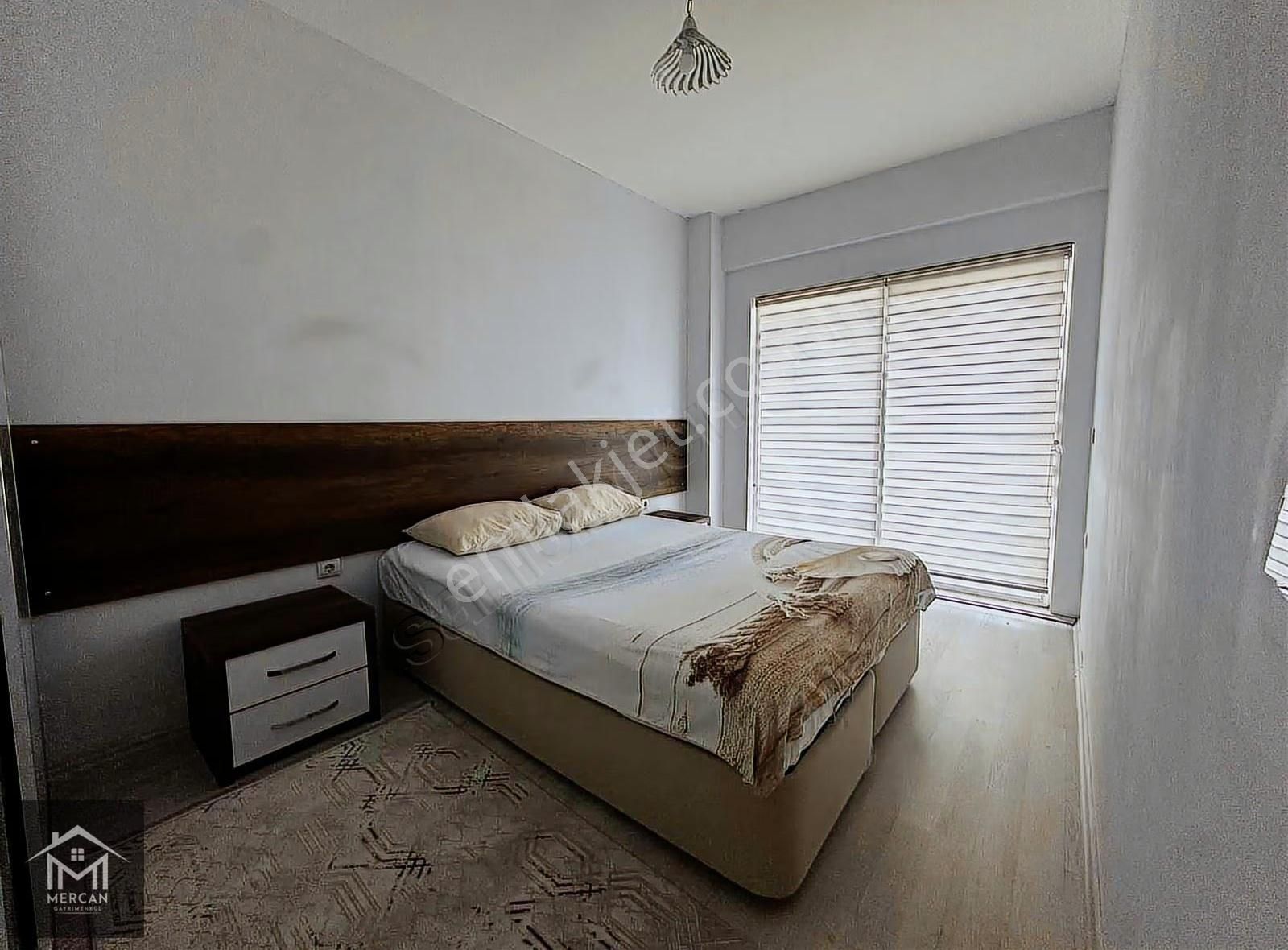 Mercan'dan Üniversite Yakını 60 M2 1+1 Eşyalı Geniş Balkonlu !! - Görsel 14