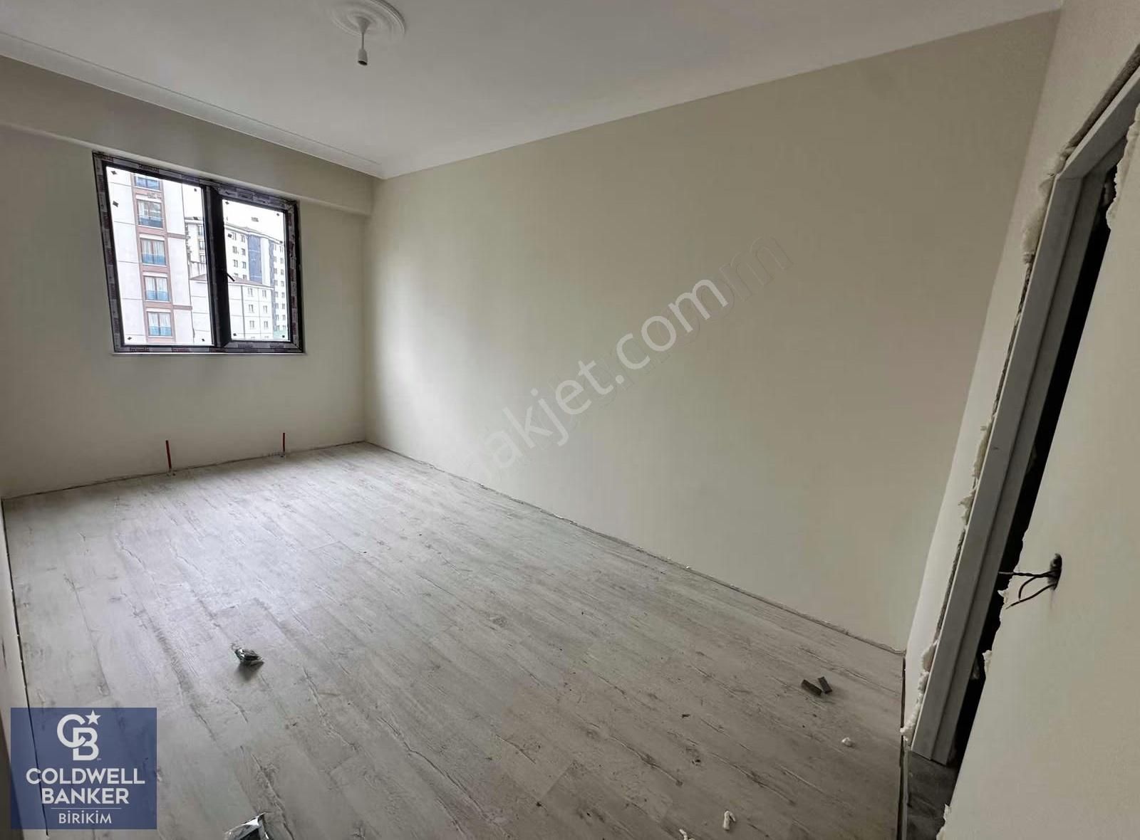 Tuzla Aydınlı'da Merkezi Konumda Oturuma Hazır 3+1 Fırsat Daire - Görsel 4