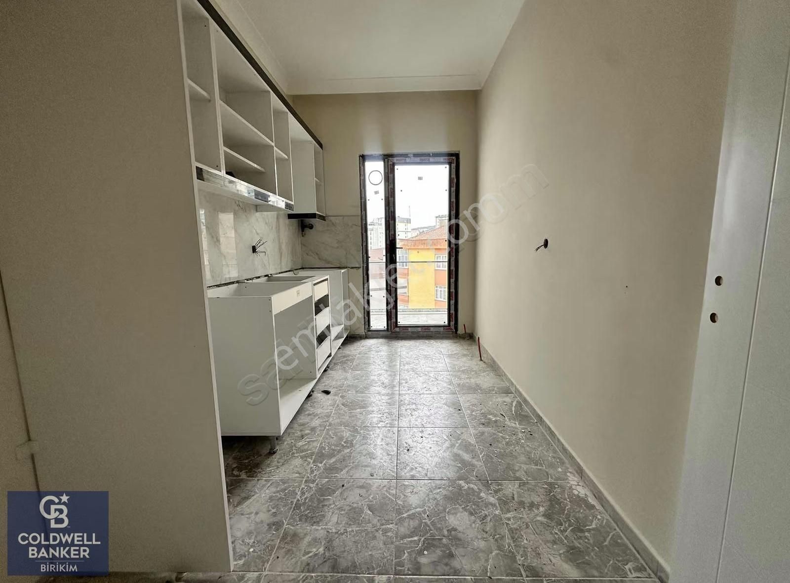 Tuzla Aydınlı'da Merkezi Konumda Oturuma Hazır 3+1 Fırsat Daire - Görsel 24