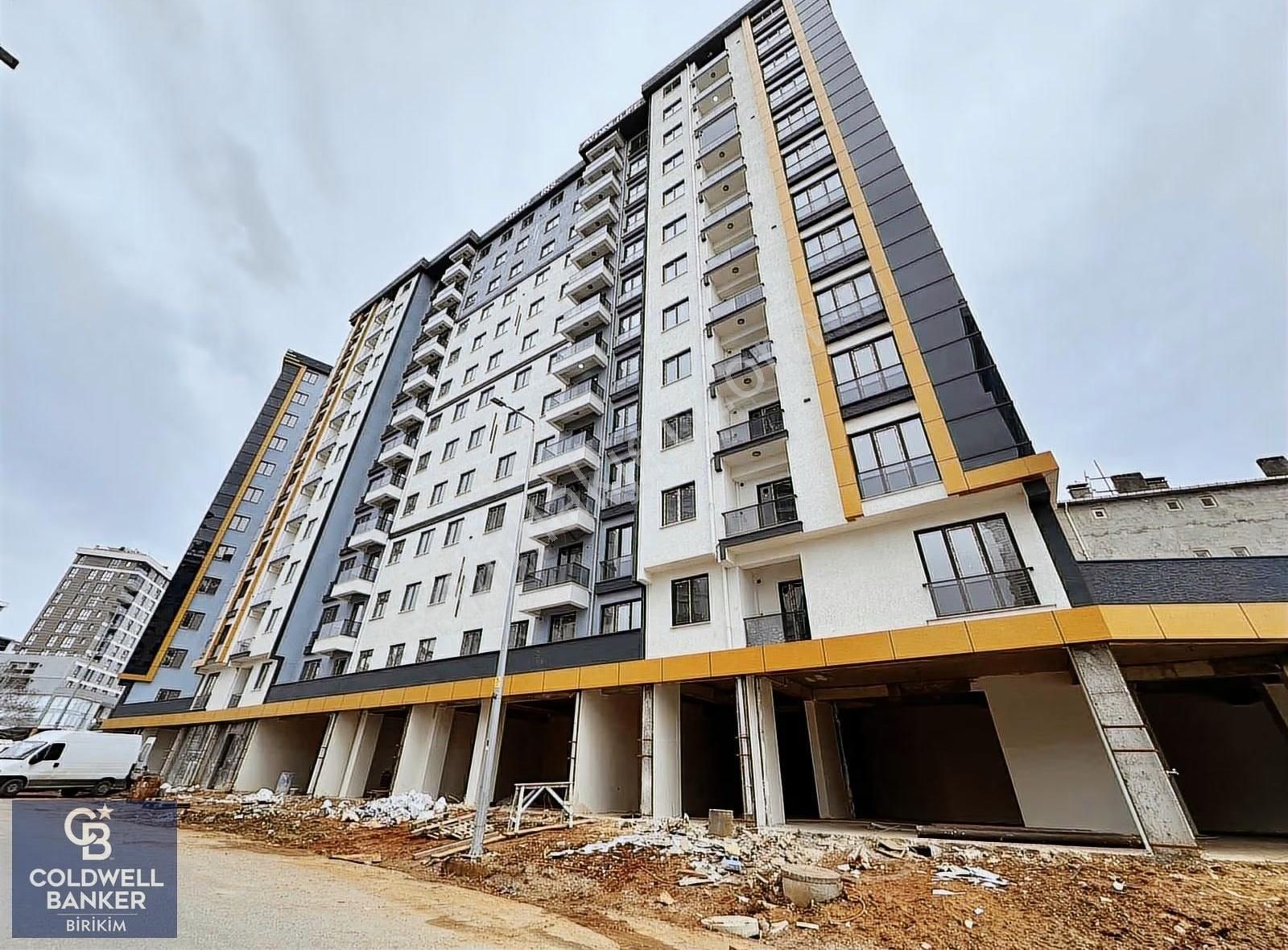 Tuzla Aydınlı'da Merkezi Konumda Oturuma Hazır 3+1 Fırsat Daire - Görsel 2