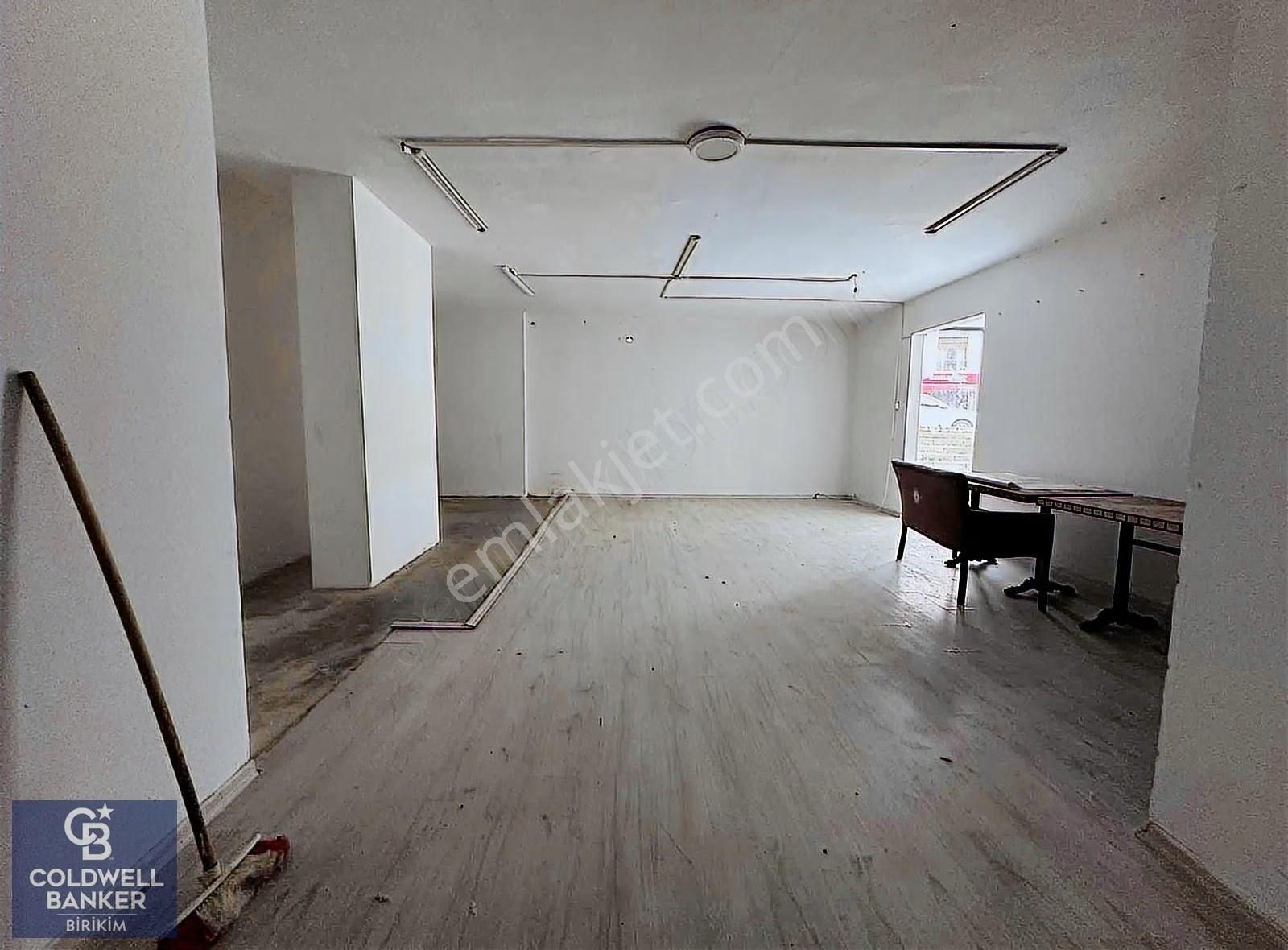 Pendik Aydınlı Yolu Caddesi'nde 100 M² Kiralık Dükkan - Görsel 18