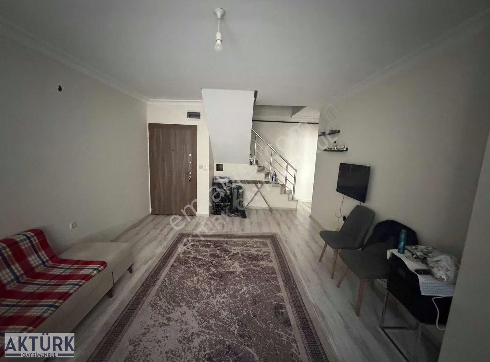Aktürk Gayrimenkulden 2+1 Eşyalı Ayrı Mutfak Satılık Dublex - Görsel 2