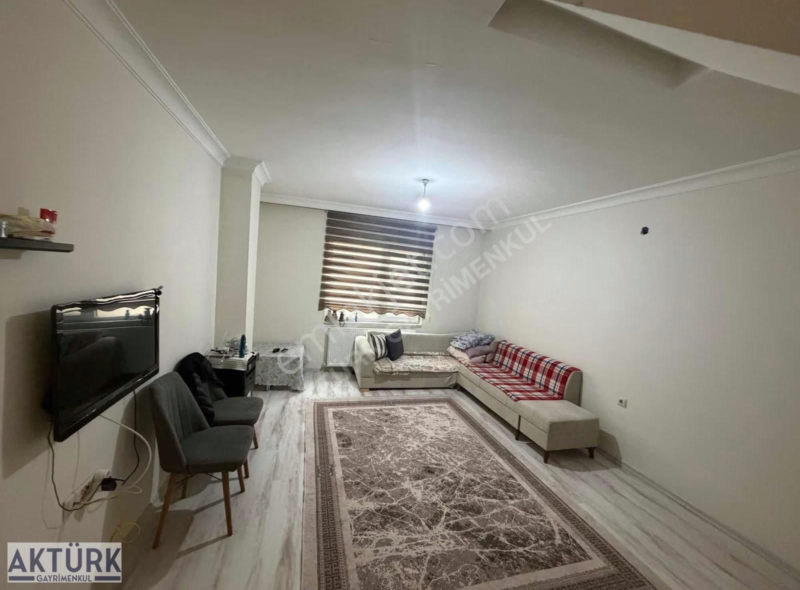 Aktürk Gayrimenkulden 2+1 Eşyalı Ayrı Mutfak Satılık Dublex - Görsel 4