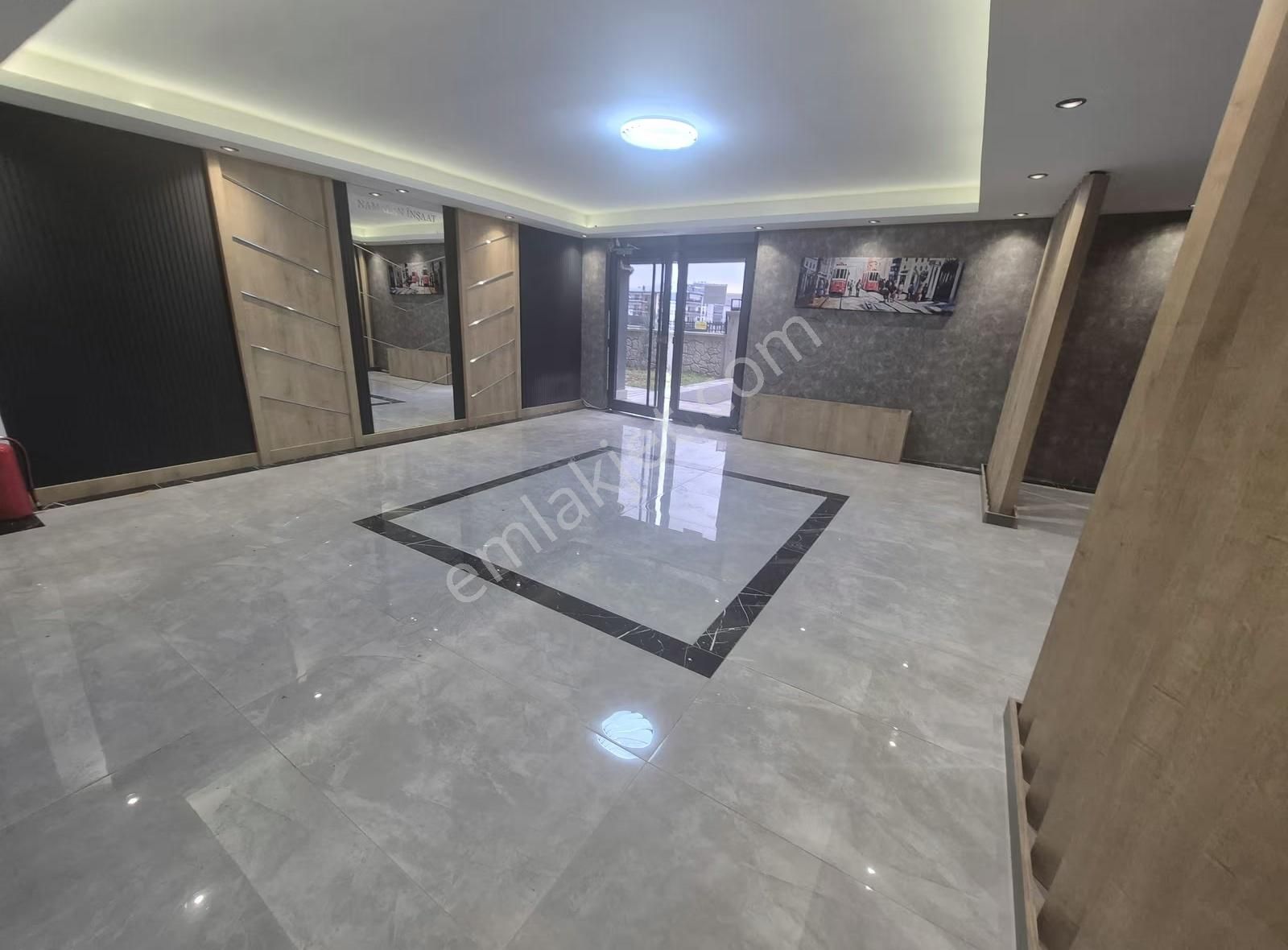 Hem Eşyaları Hem Yapısıyla Lux Satılık 1+1 Daireler - Görsel 3