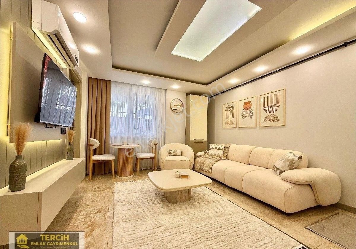 Tercih Gayrimenkul'den Değirmenönü'nde Pırıl Pırıl Satılık Apart