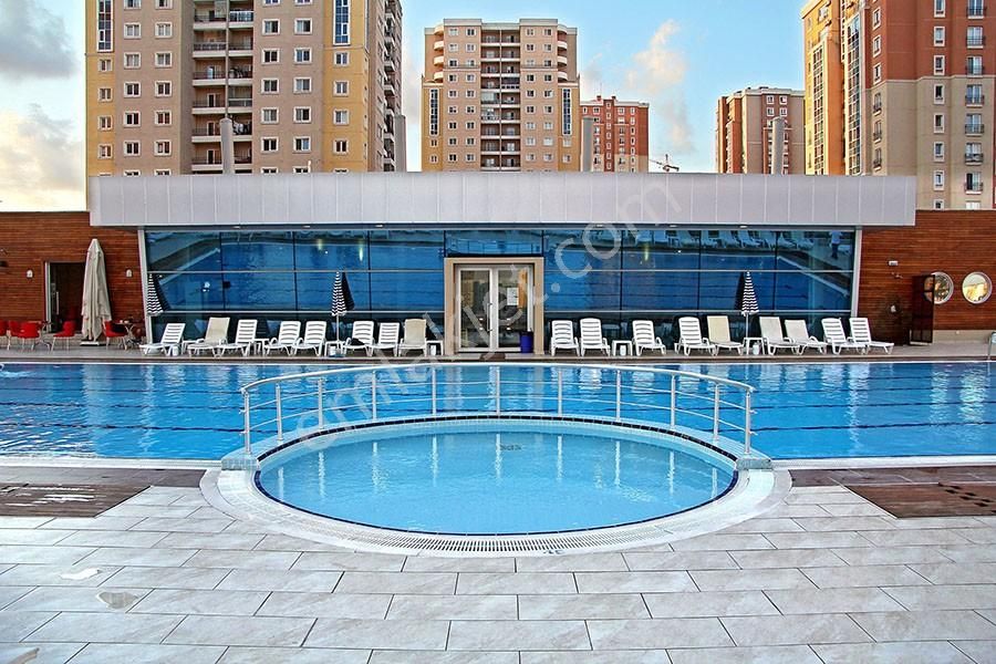 Bahçeşehir Ispartakule Olimpos Sitesinde 3+1 Satılık 164m2 Daire - Görsel 3