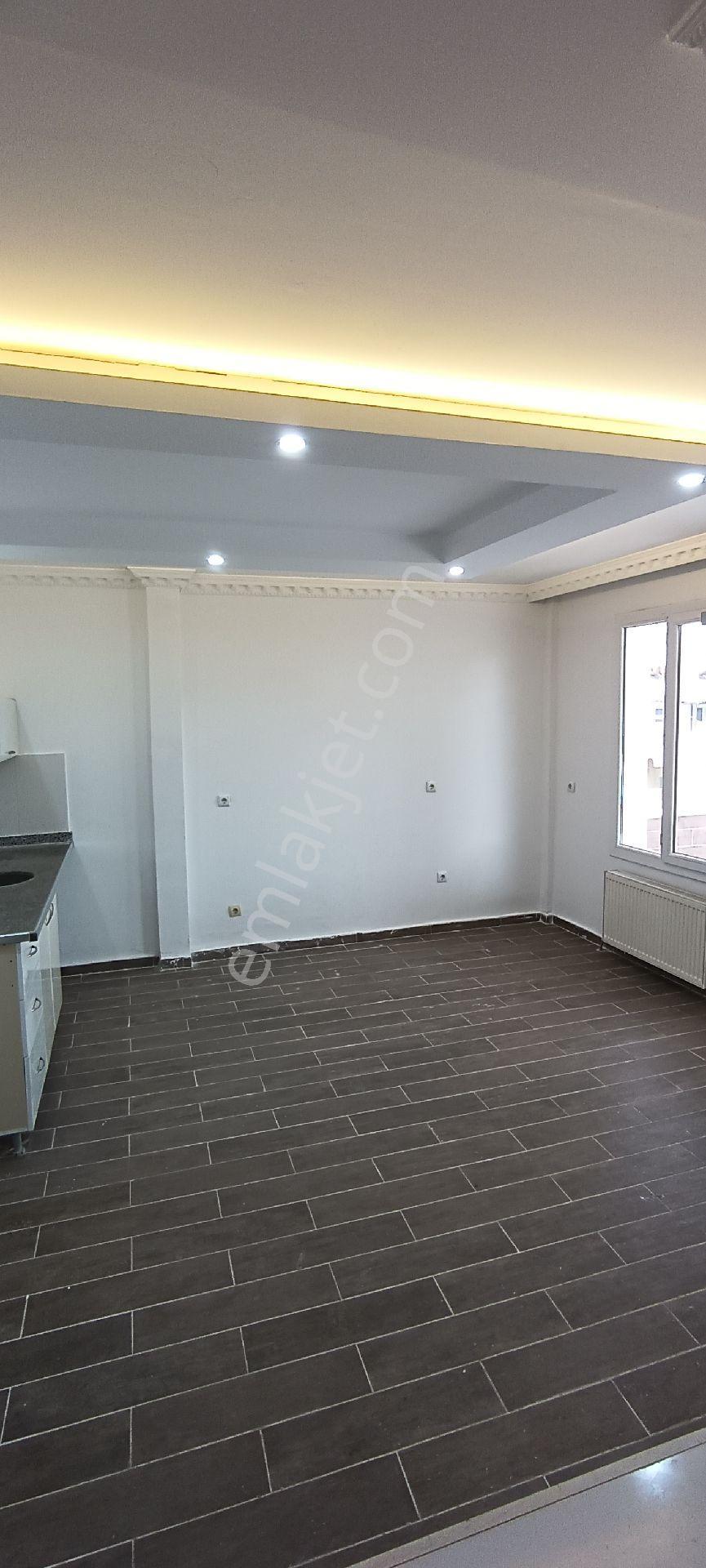 Binevlerde Satılık Bina 4 Dükkan 8 Daire Takaslanir Antep - Görsel 5