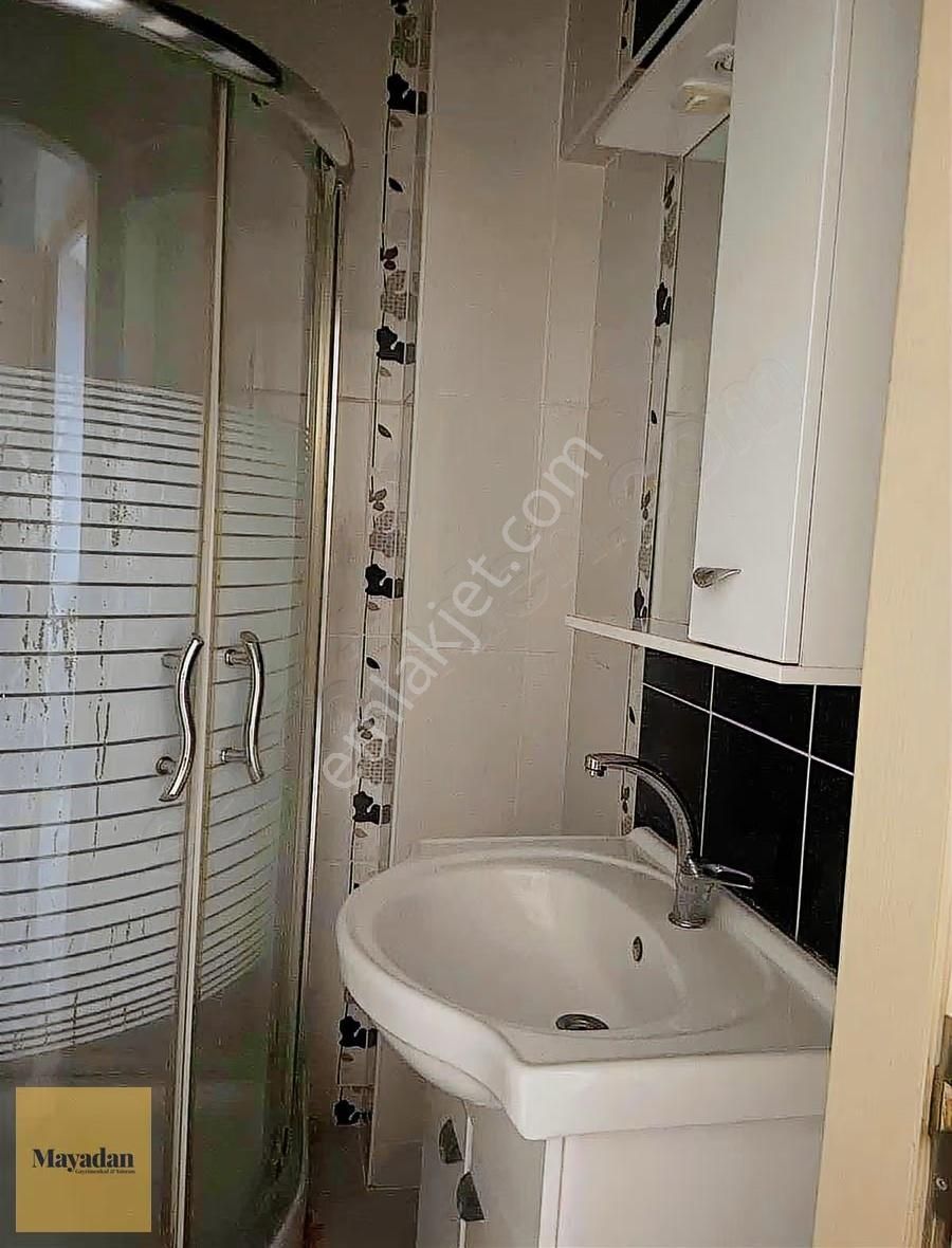 Mayadan Gyo Cumartesı Pazarı Yakınında Eşyalı Kıralık 1 + 1 - Görsel 6