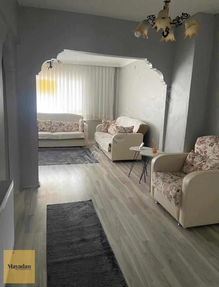 Mayadan Gyo Cumartesı Pazarı Yakınında Eşyalı Kıralık 1 + 1