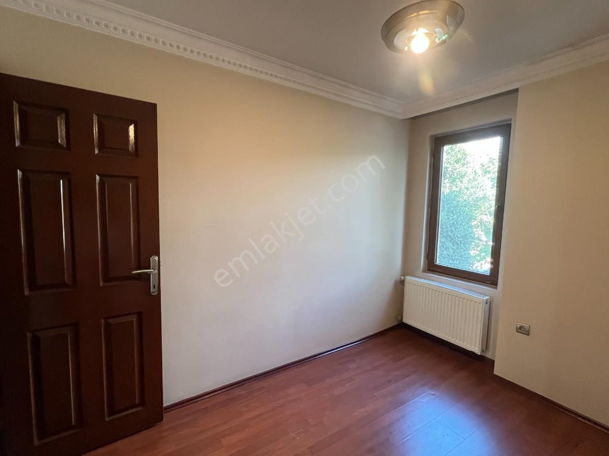 Küçükçekmece Halkalı İstasyon Mah. 4+1 Satılık Tripleks Villa - Görsel 13