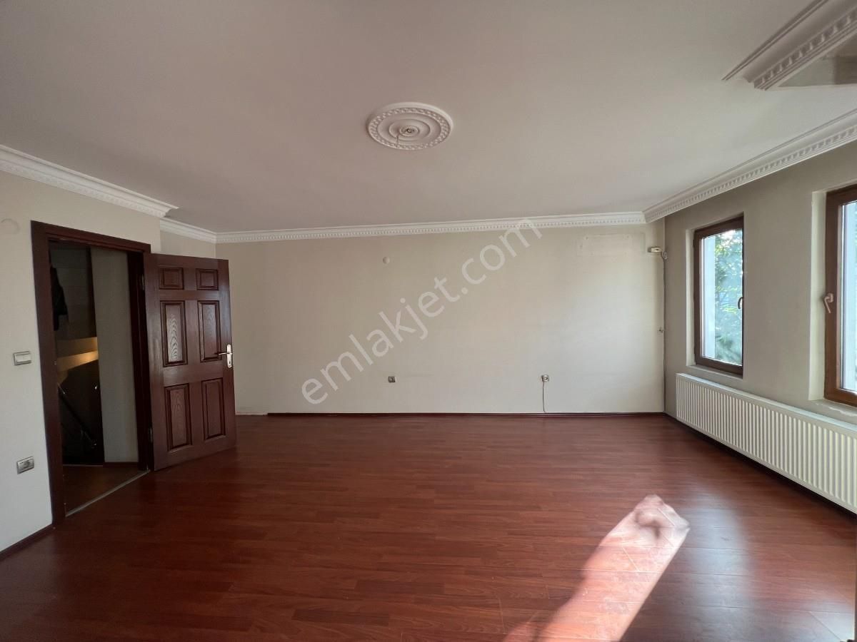 Küçükçekmece Halkalı İstasyon Mah. 4+1 Satılık Tripleks Villa - Görsel 18