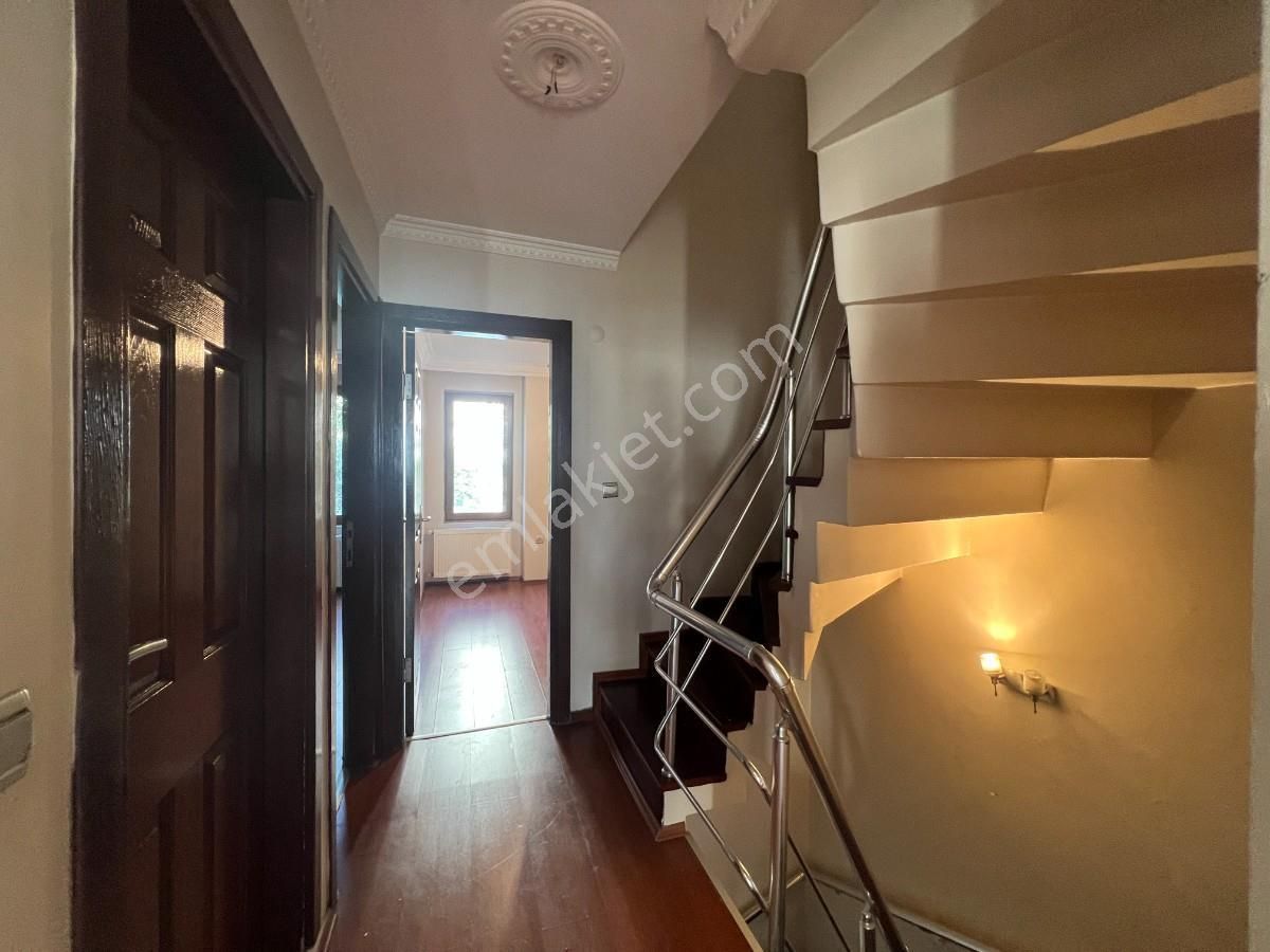 Küçükçekmece Halkalı İstasyon Mah. 4+1 Satılık Tripleks Villa - Görsel 21