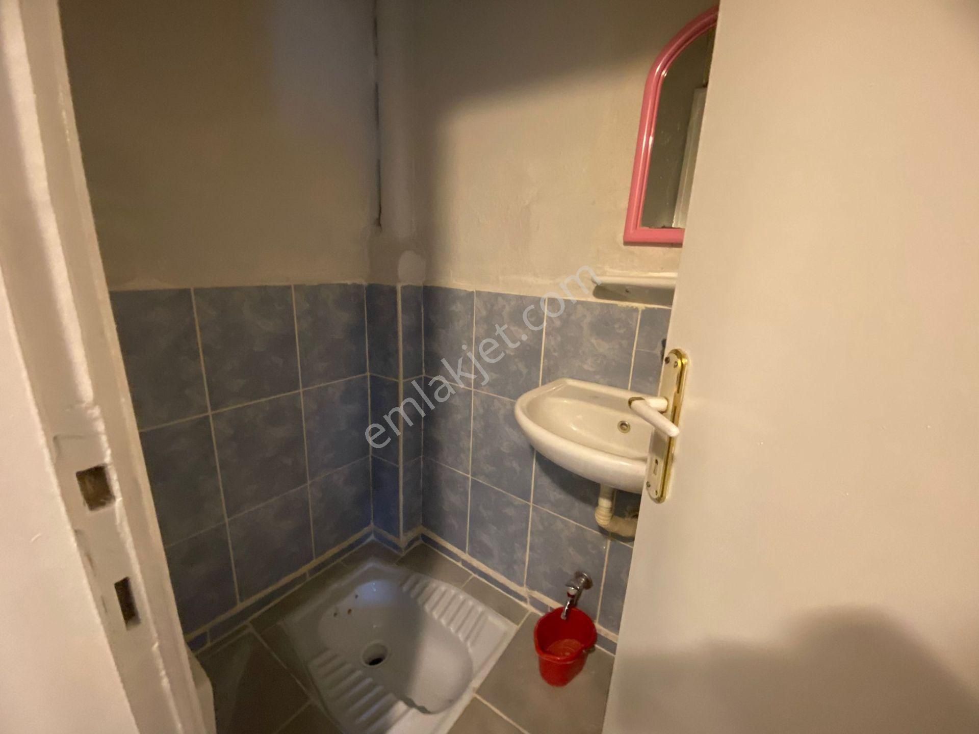 Yenikent Sitesinde Bakımlı Cambalkonlu Arakat 2+1 Daire Kk-4 - Görsel 17