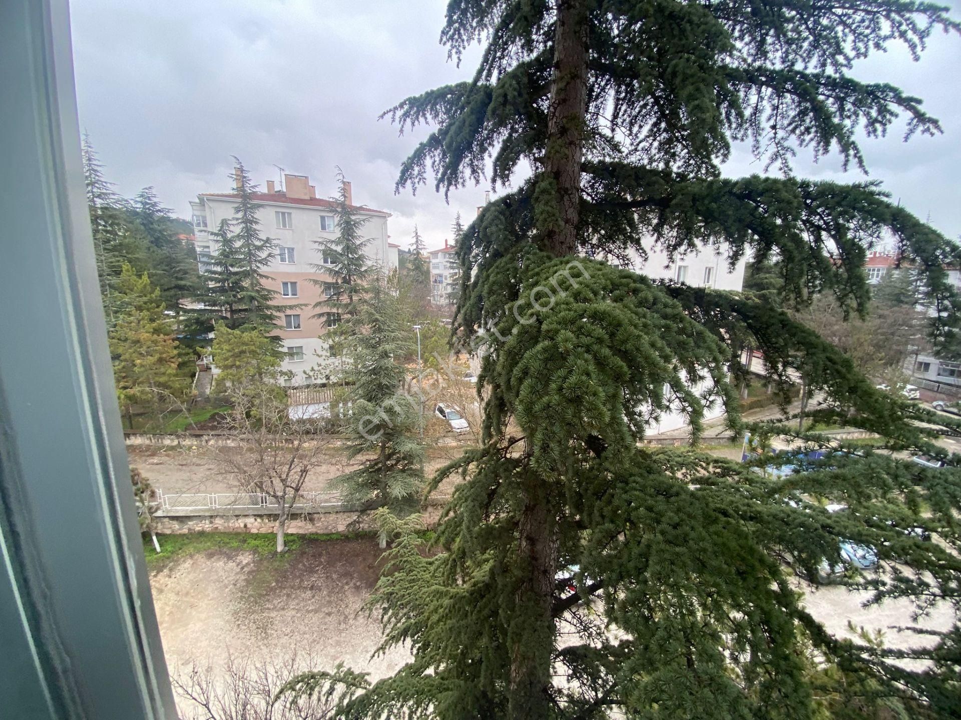 Yenikent Sitesinde Bakımlı Cambalkonlu Arakat 2+1 Daire Kk-4 - Görsel 6