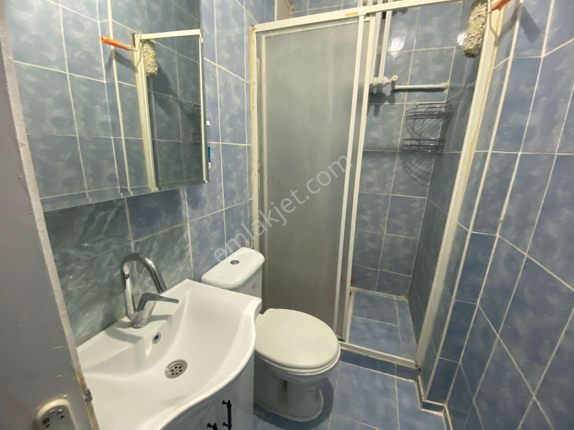 Yenikent Sitesinde Bakımlı Cambalkonlu Arakat 2+1 Daire Kk-4 - Görsel 16