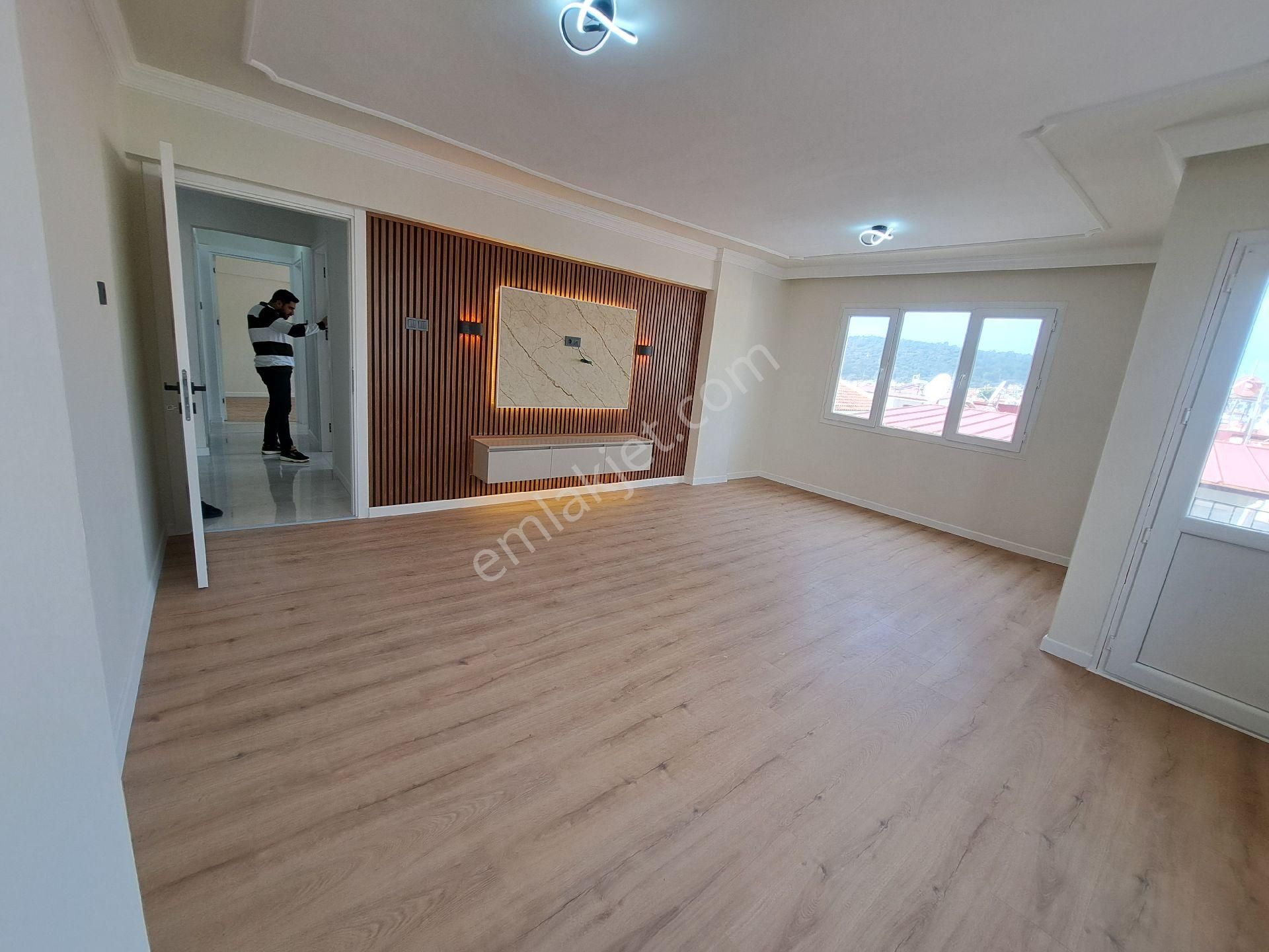 Çiçek Emlak Tan Özdere Satılık 3+1 Yazlık Daire Deniz Tarafında