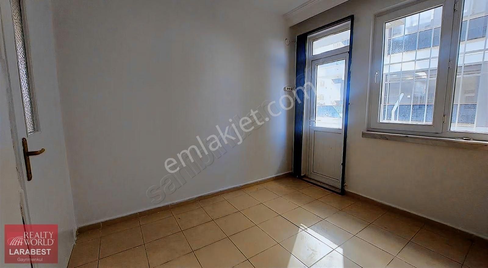 Narenciye'de Sampi Kavşağı Yakınında 3+1kiralık Daire - Görsel 5